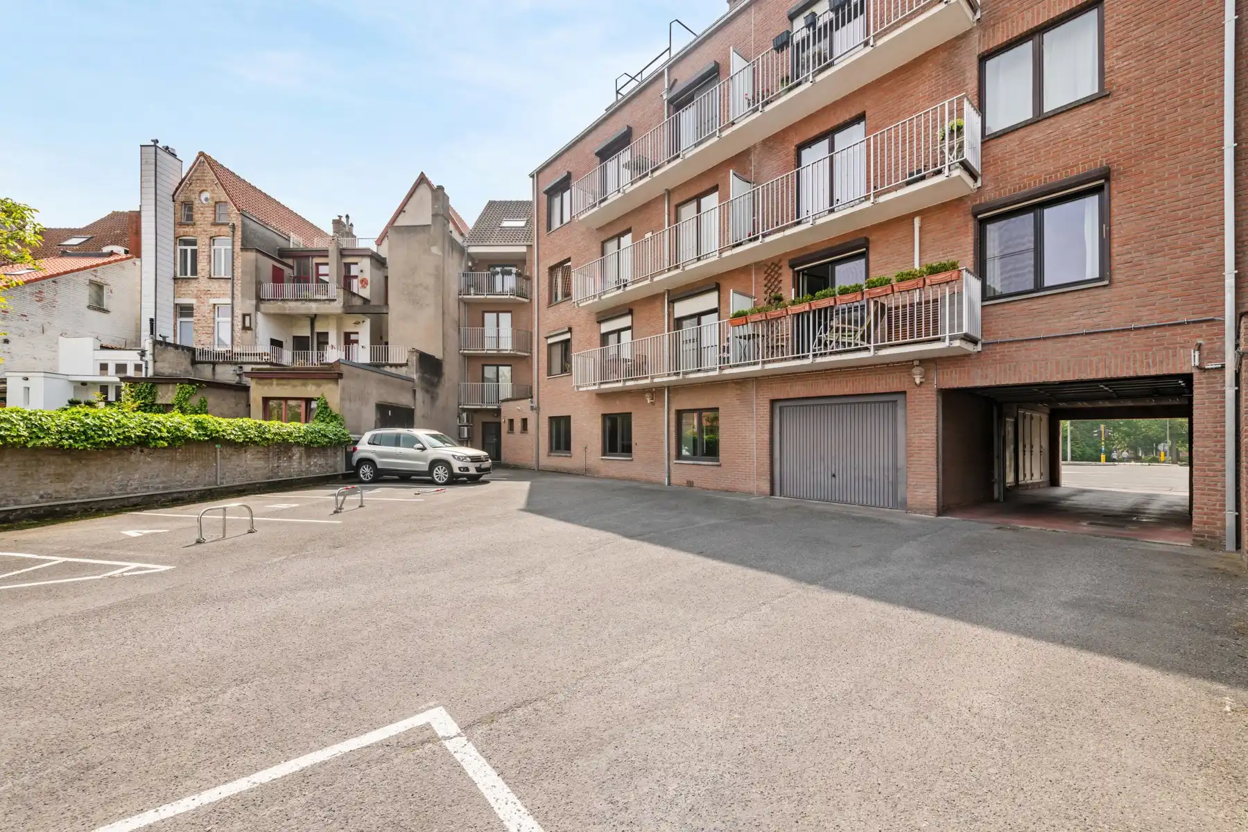 Strategische toplocatie voor uw onderneming. foto 17