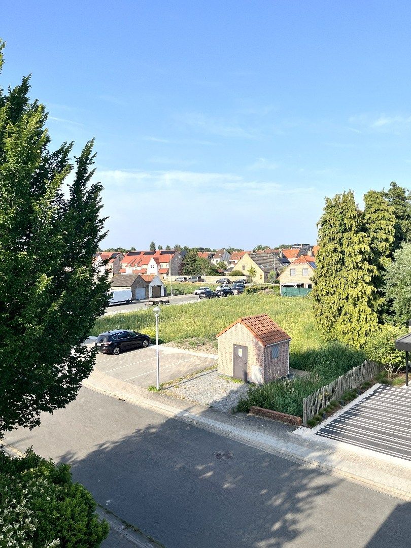 Halfopen 3-slpkr nieuwbouwwoning vlakbij centrum Brugge (Lot 1) foto 8