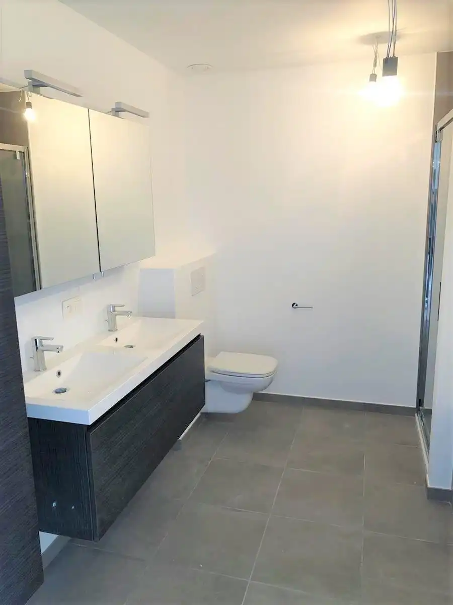 Duplex app. van ca. 133 m² in het centrum van 's Gravenwezel foto 11