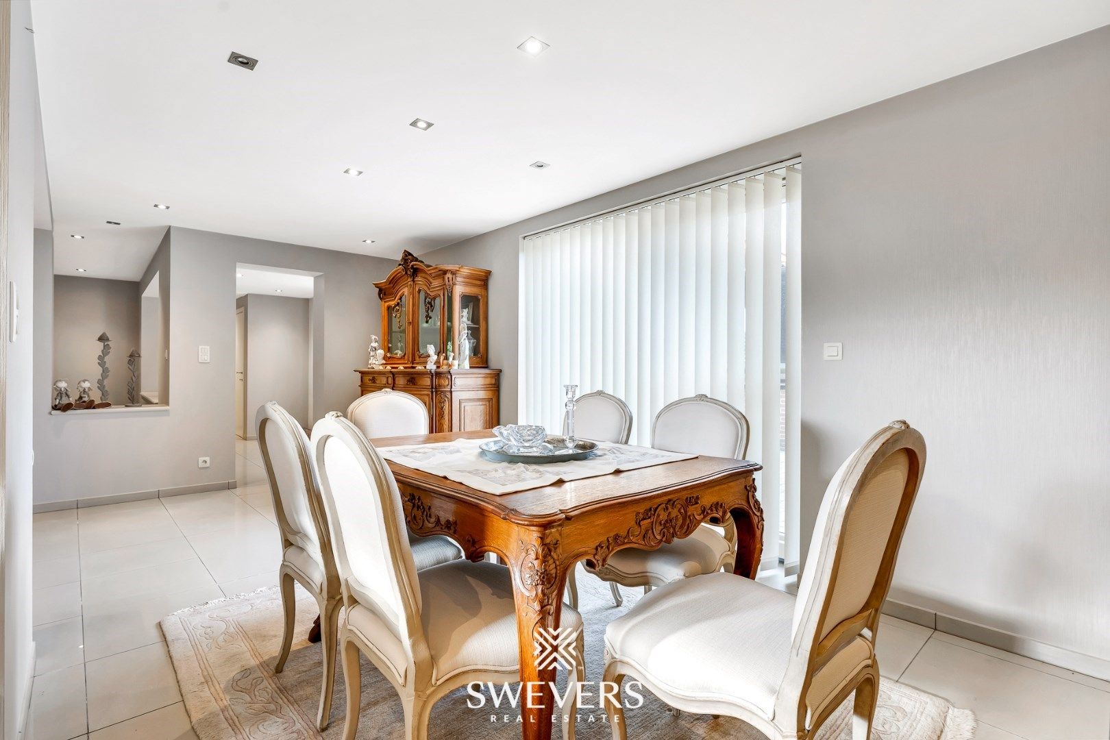 Instapklare woning met handelszaak en appartement in Geetbets foto 14