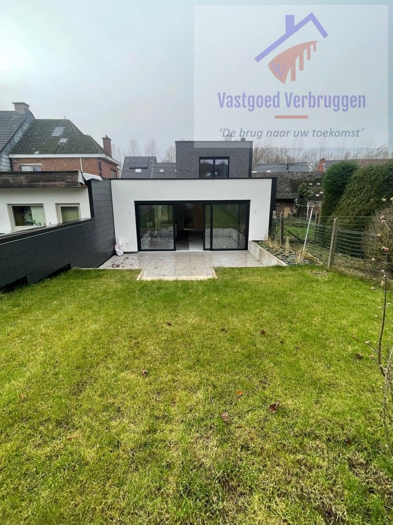 Stijlvolle nieuwbouwwoning in het hart van Mere foto 16