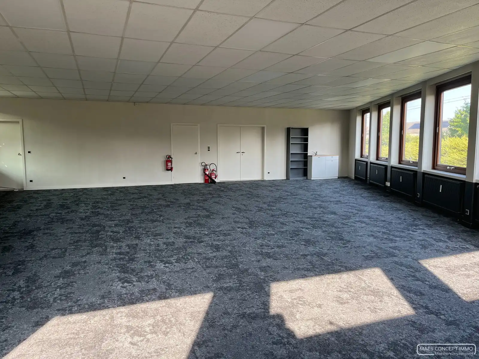 Kantoor 8 te huur, dichtbij ring van Kortrijk en autosnelwegen foto 12