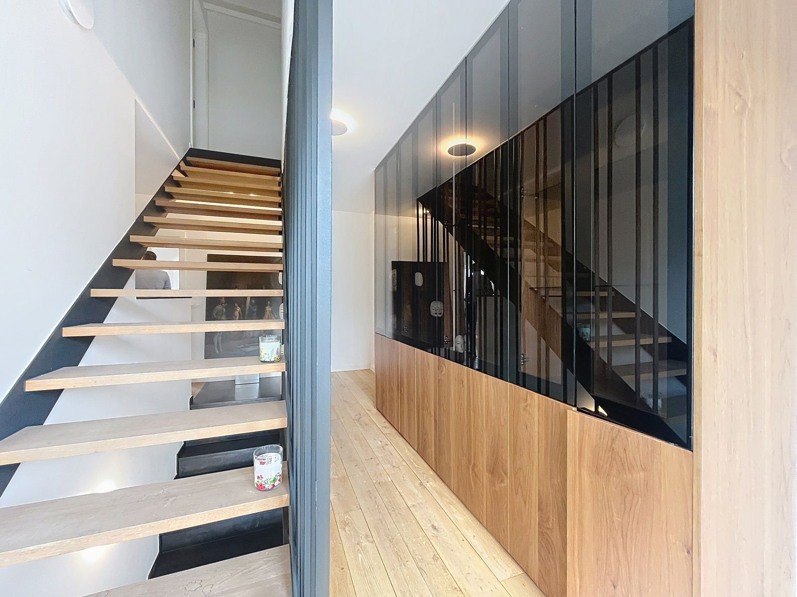 Luxueuze vrijstaande woning in rustige omgeving met zwembad foto 26