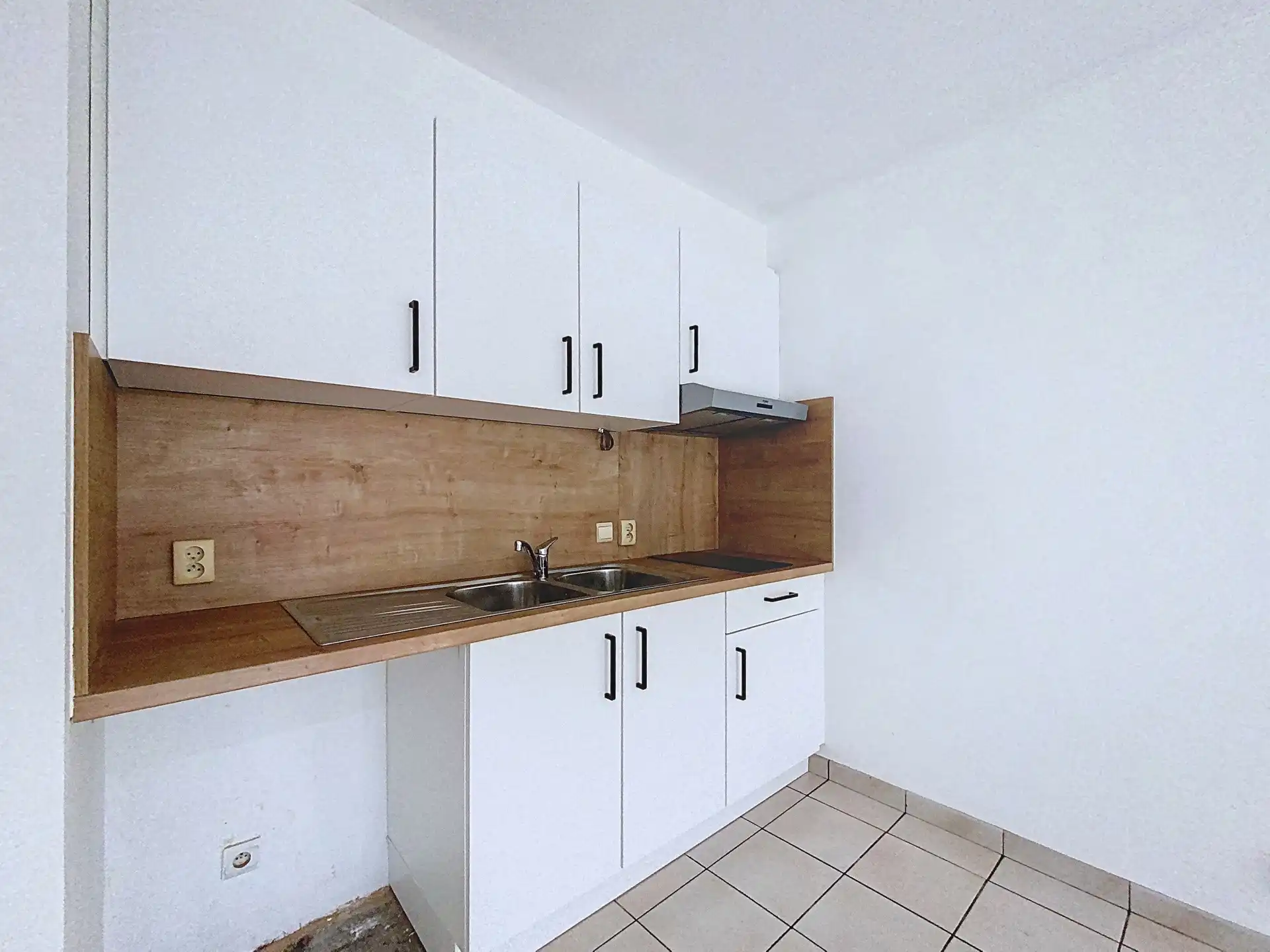 Gerenoveerde studio aan het station Gent-Sint-Pieters  foto 4