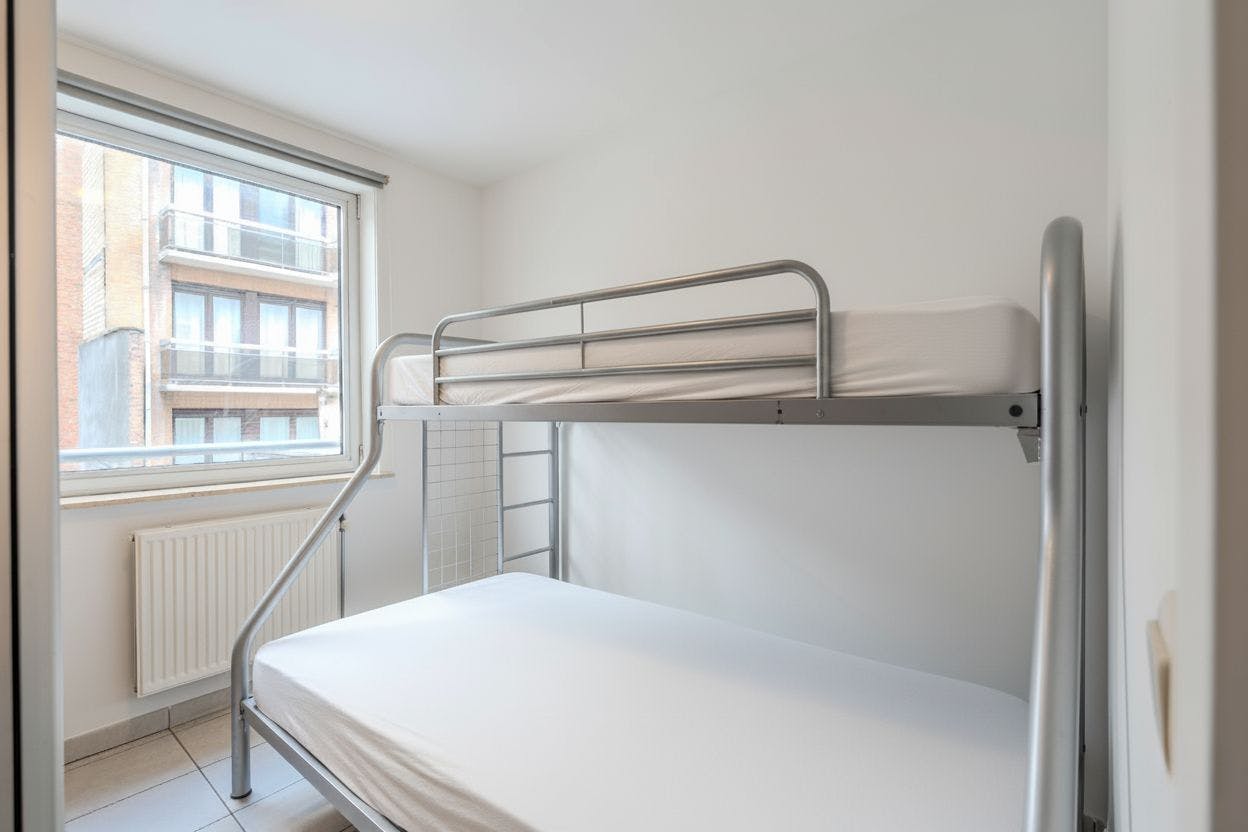 Instapklaar appartement met twee slaapkamers te centrum Middelkerke! foto 9