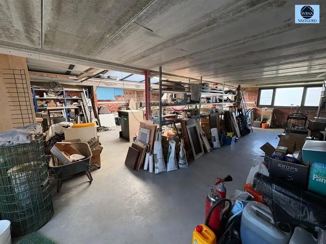 APPARTEMENT MET MAGAZIJN GELEGEN IN KMO ZONE foto 10