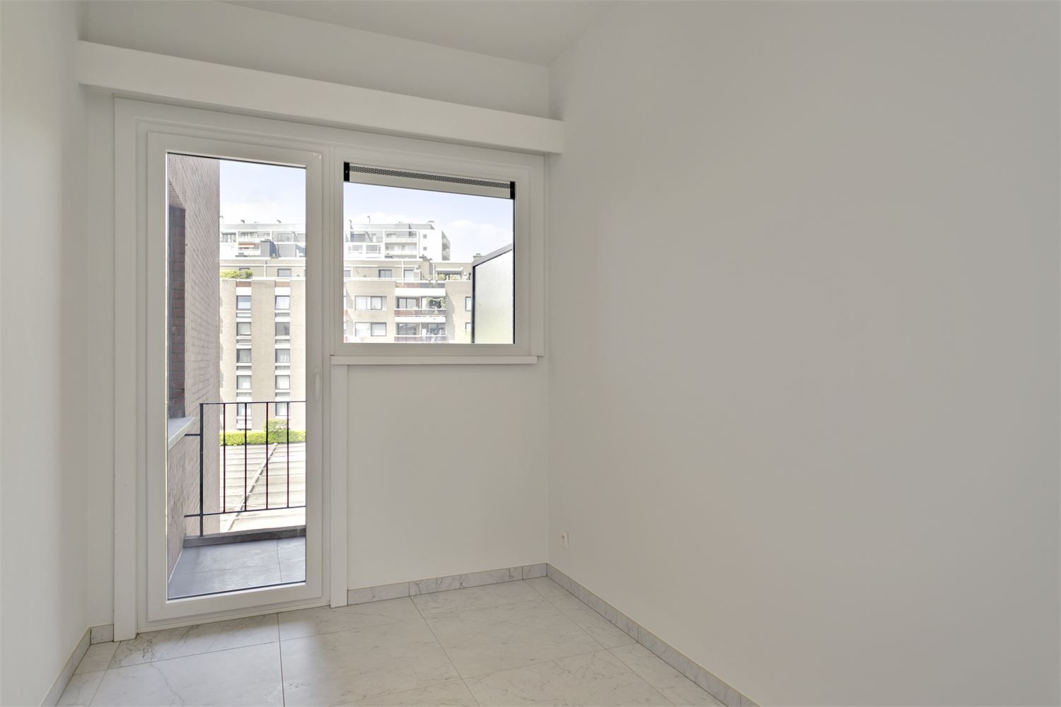 Volledig vernieuwd appartement in Wilrijk foto 10