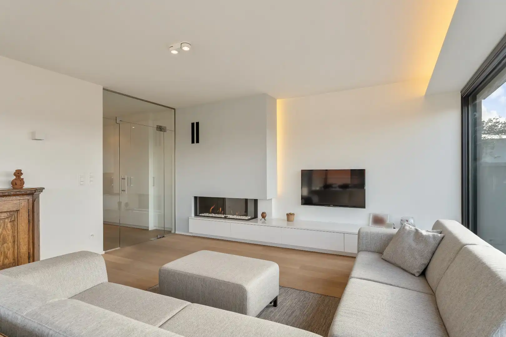 Exclusief penthouse met ruim terras, 2 slpk, dubbele autostaanplaats, centrum Genk foto 11