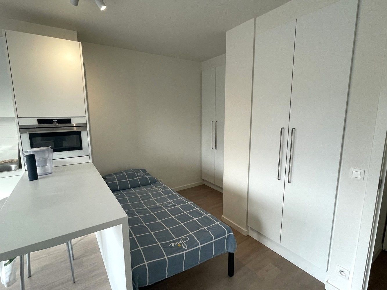 Volledig gerenoveerde studio foto 4