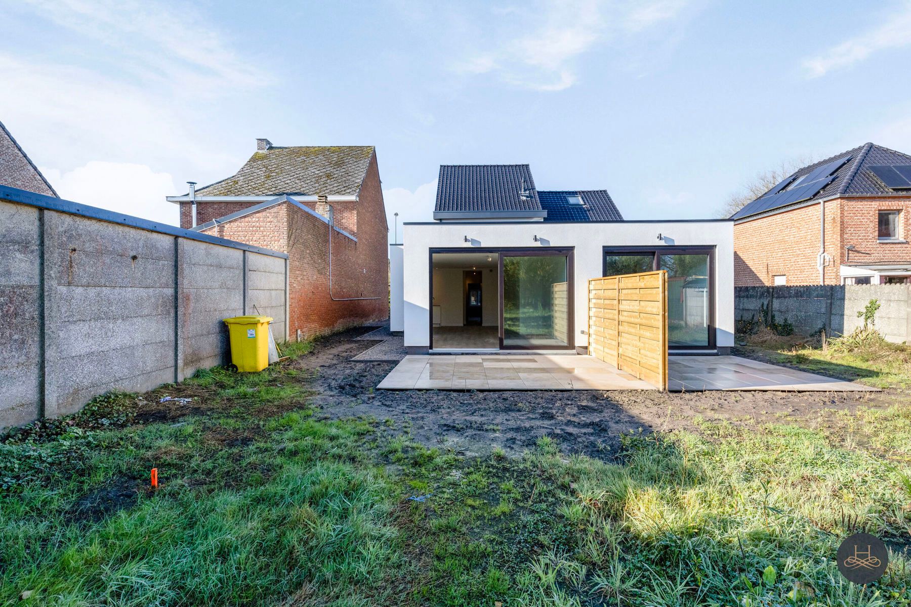 Instapklare woning met 3 ruime slaapkamers en 2 badkamers foto 22
