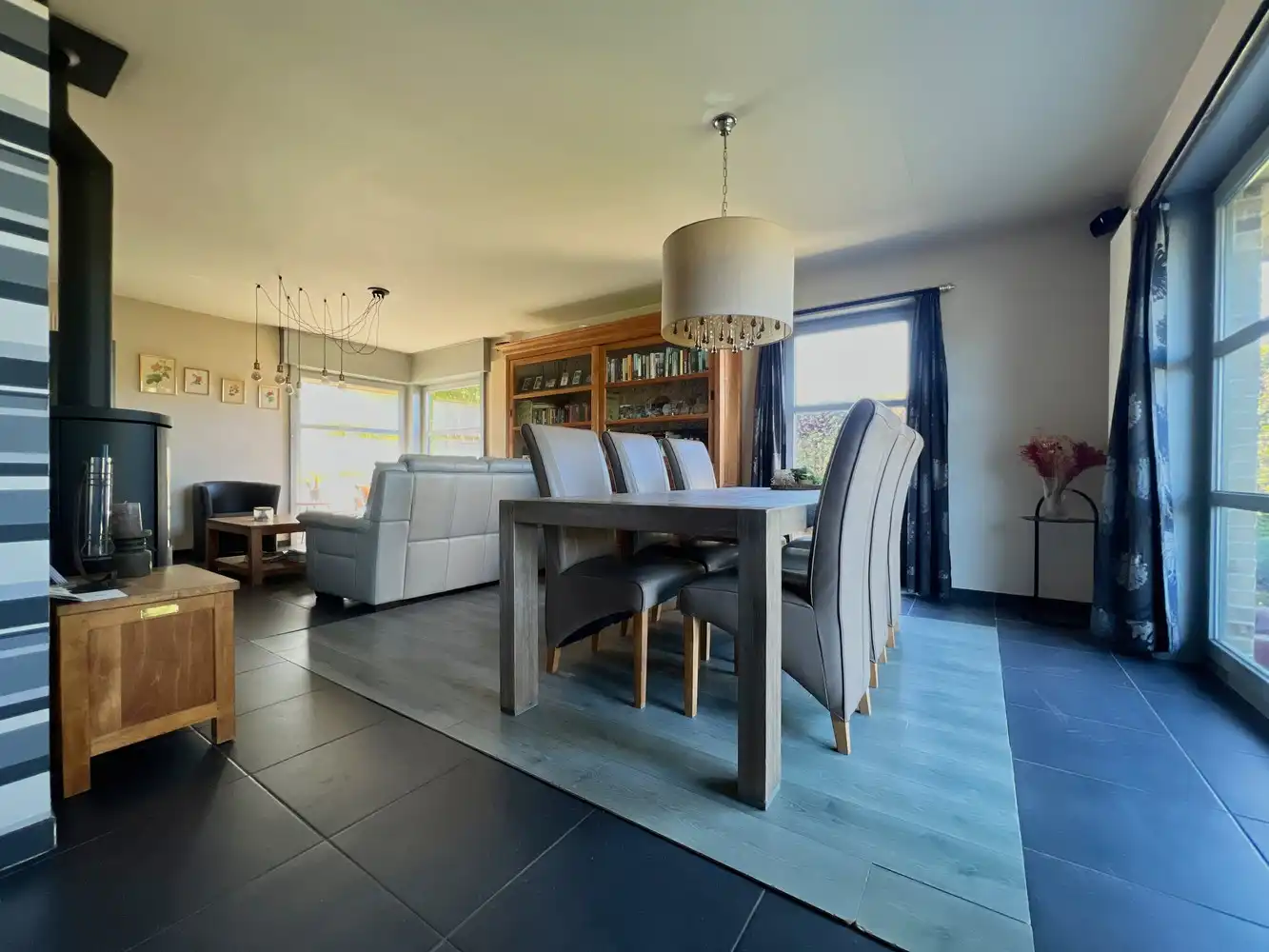 Instapklare woning (2002) + zonnig perceel (ca. 600m²)! foto 4