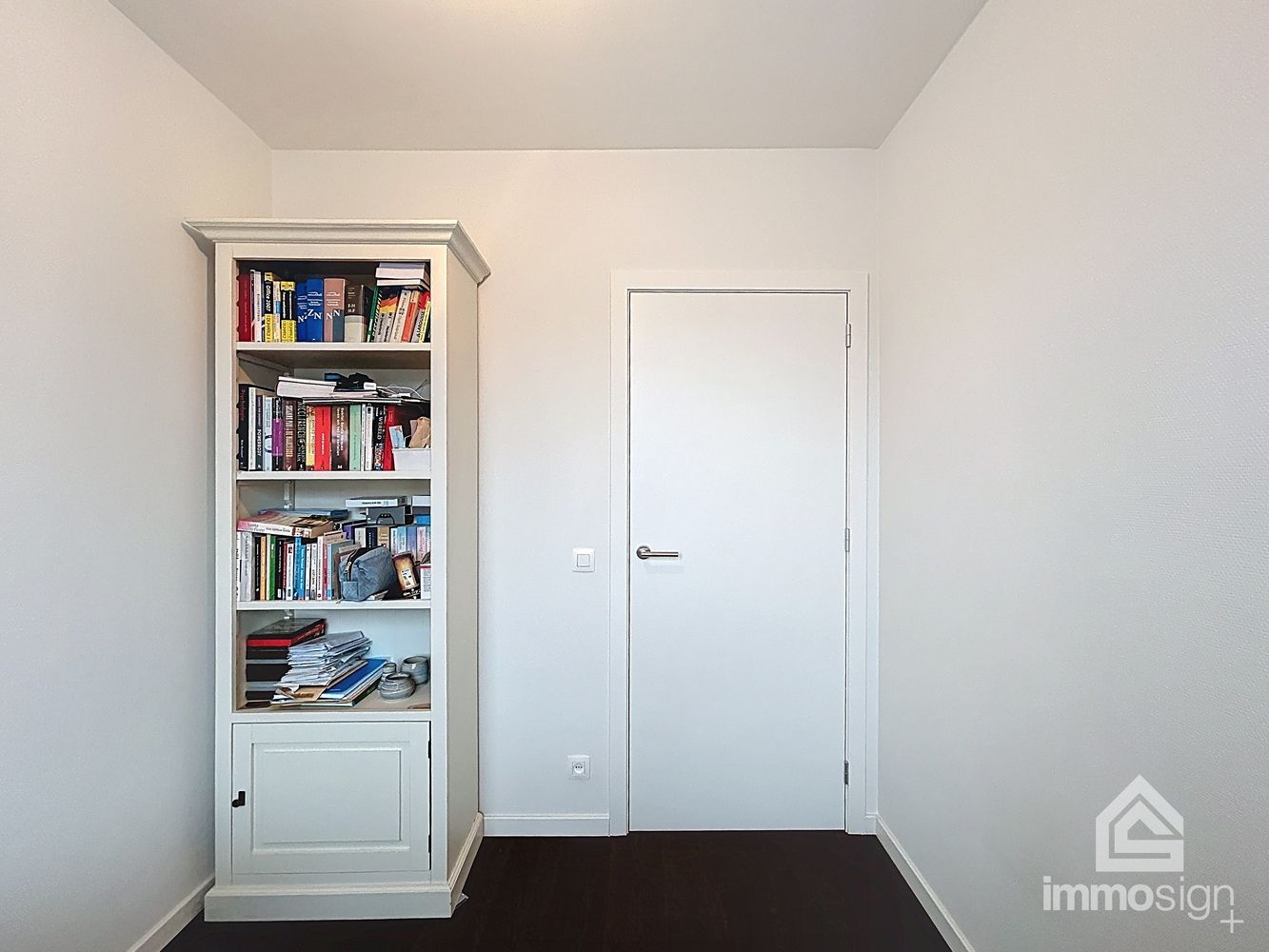 Ruim, lichtrijk appartement in hartje Bree! foto 17