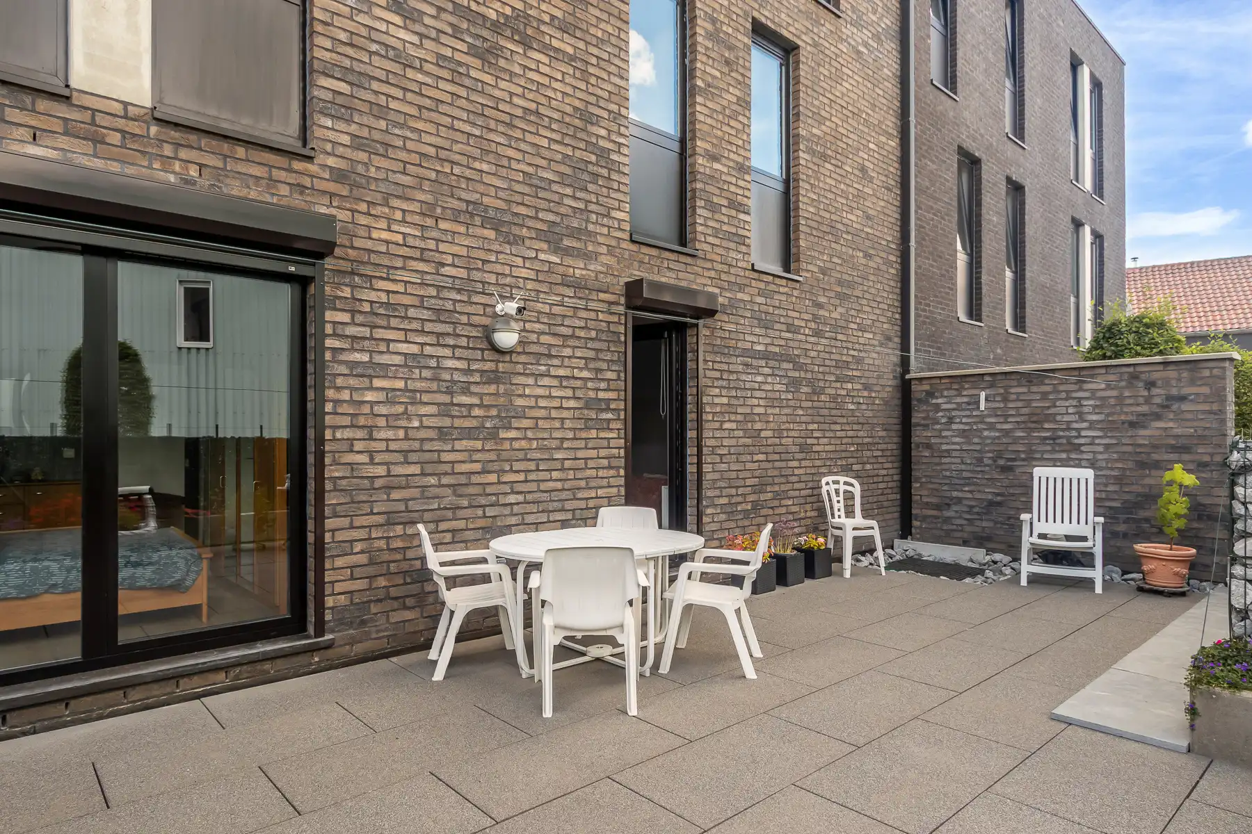 Gelijkvloersapp met 2 slaapkmrs, 2 terrassen + parkeerplaats foto 24