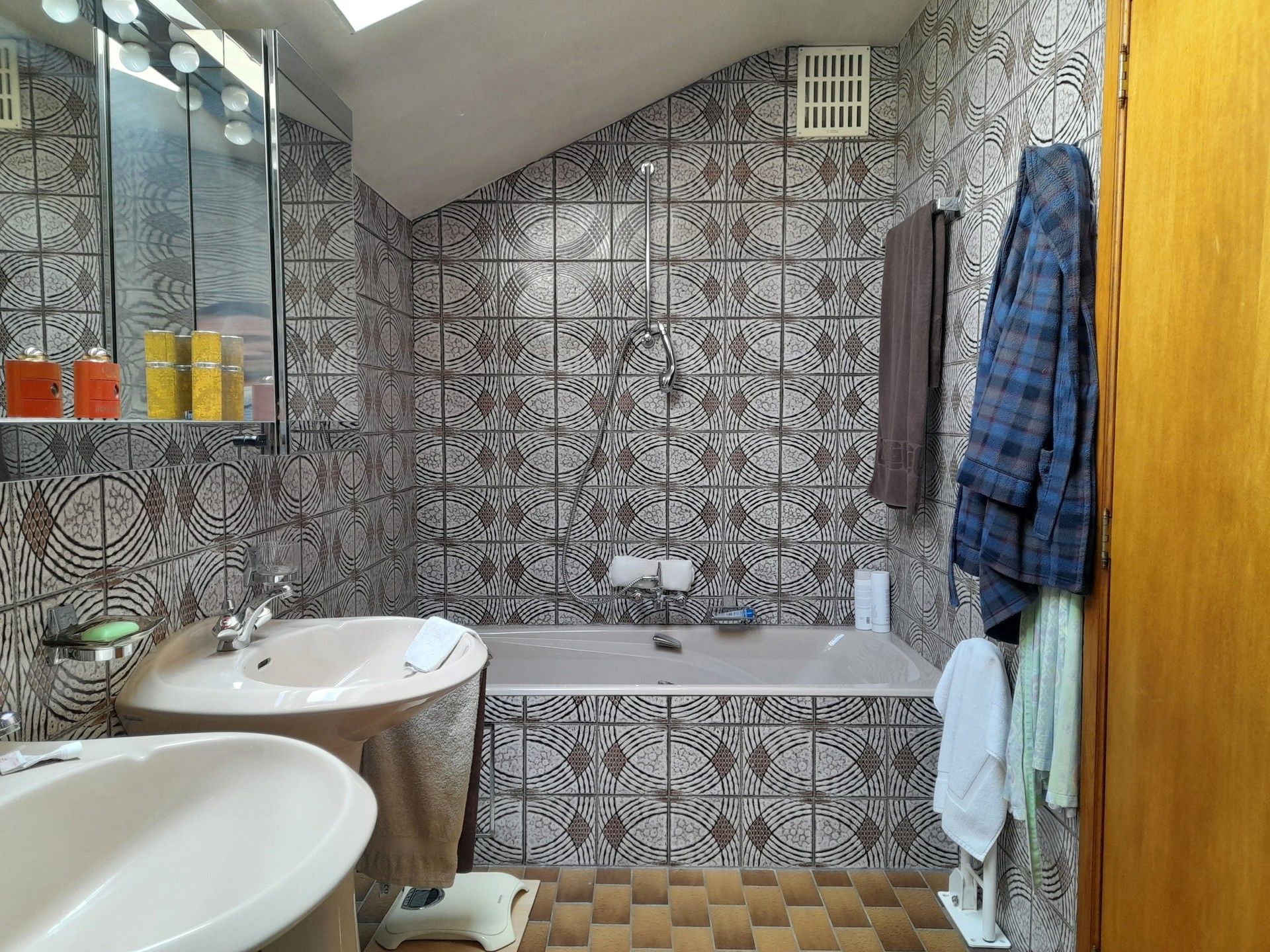Top onderhouden eengezinswoning – centraal gelegen foto 18
