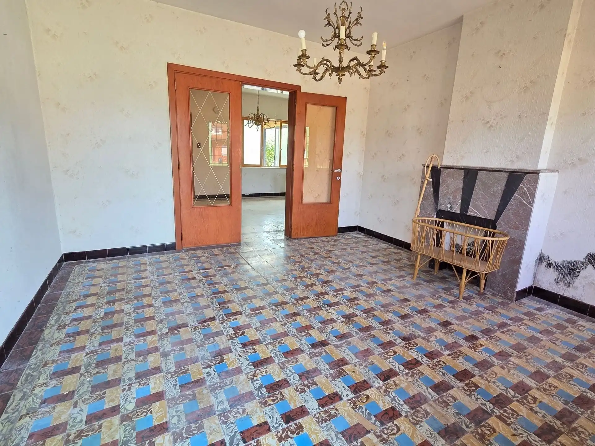 Te renoveren woning, rustig gelegen op een zuidgericht perceel van 581m² foto 3