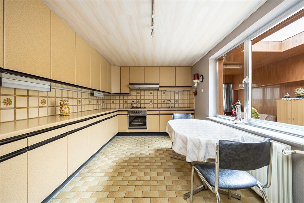 Knappe woning met prachtig uitzicht foto 8