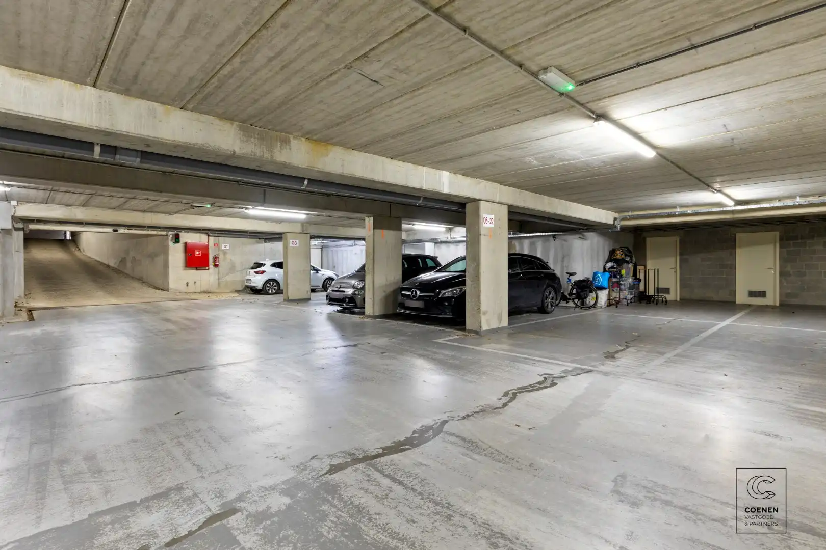 Hoogwaardig gerenoveerd duplex appartement van 174 m² op TOPlocatie op 't Eilandje! foto 17