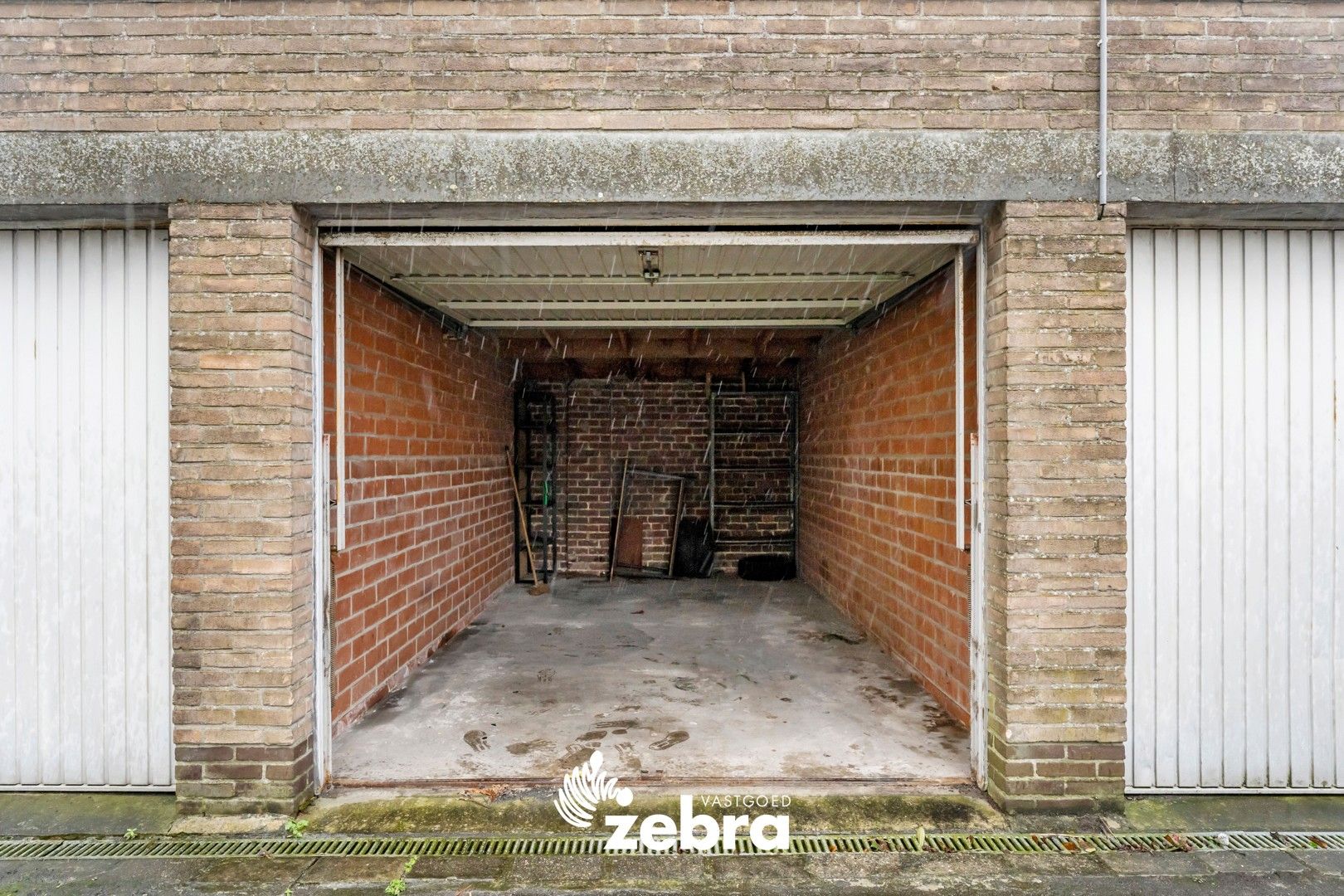 Licht op te frissen appartement met 2 slaapkamers op wandelafstand van centrum Roeselare! foto 15