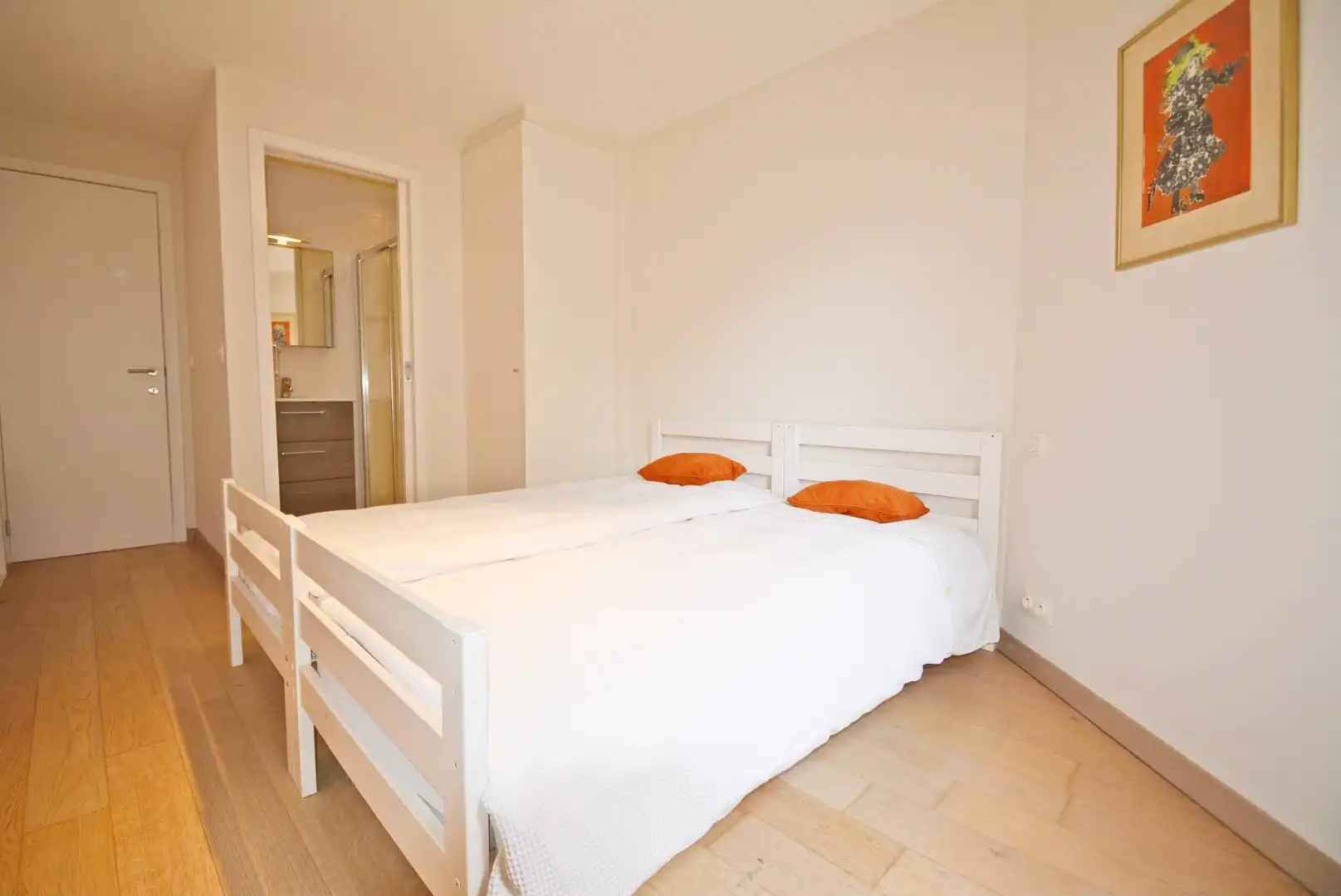 Ruim recent appartement met terras op centrale gegeerde ligging in het Zoute (Dumortierlaan) foto 10