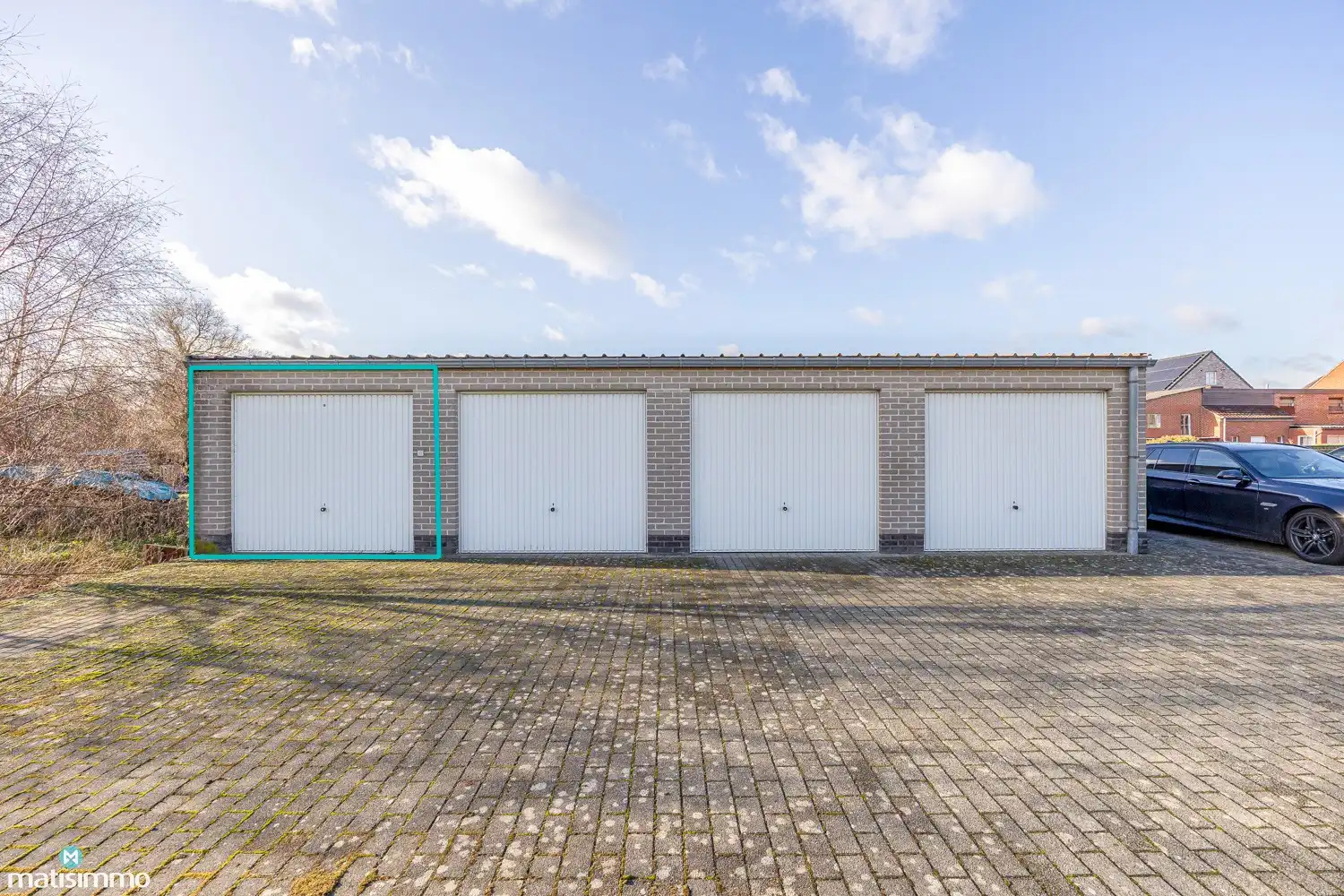 RUIM HANDELSPAND (SHOWROOM/BUREAU EN ZEER GROOT MAGAZIJN) MET VEEL MOGELIJKHEDEN TE BILZEN foto 29