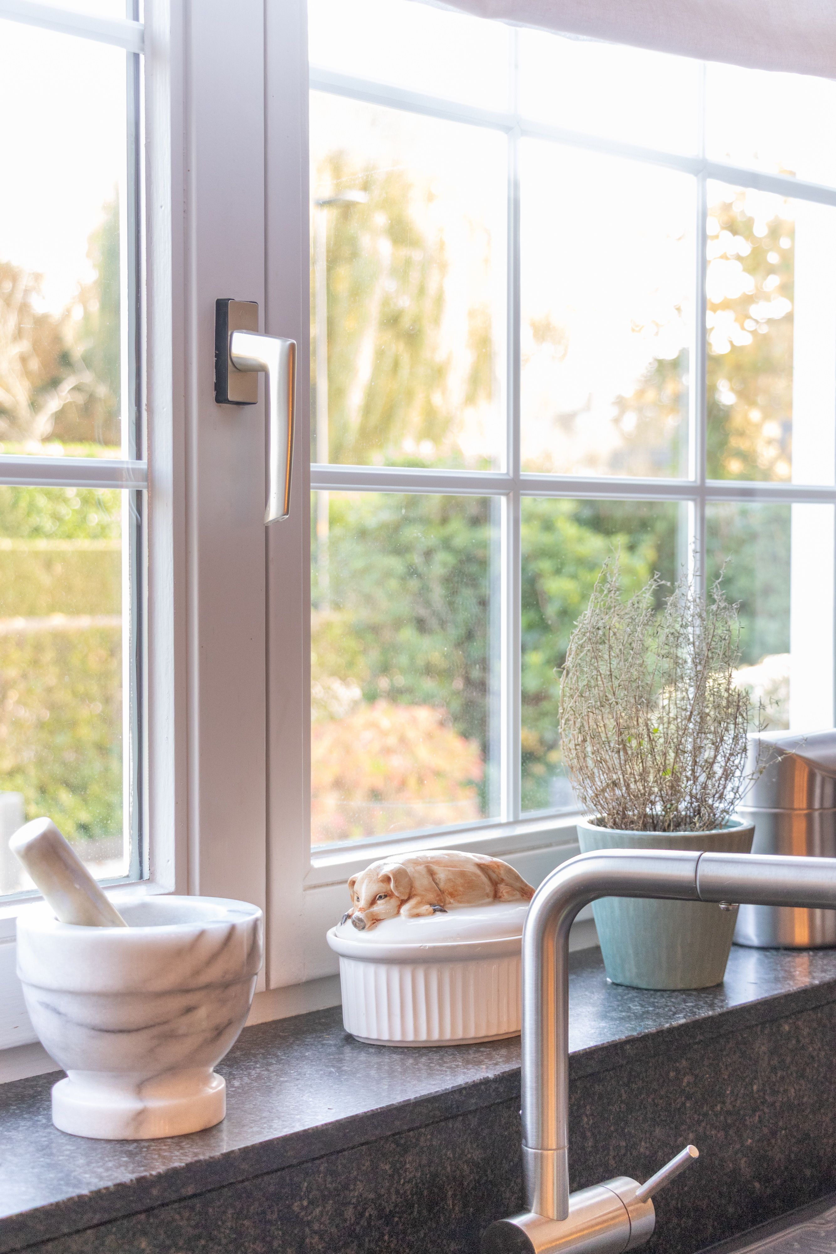 Goed gelegen woning met tuin en garage in Hove foto 6