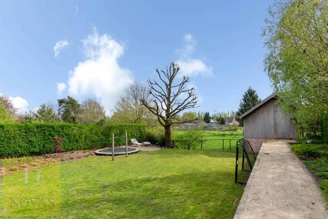 Prachtige woning, zonnepanelen, warmtepomp, thuisbatterij, 4 slaapkamers, bouwjaar 2015 foto 38