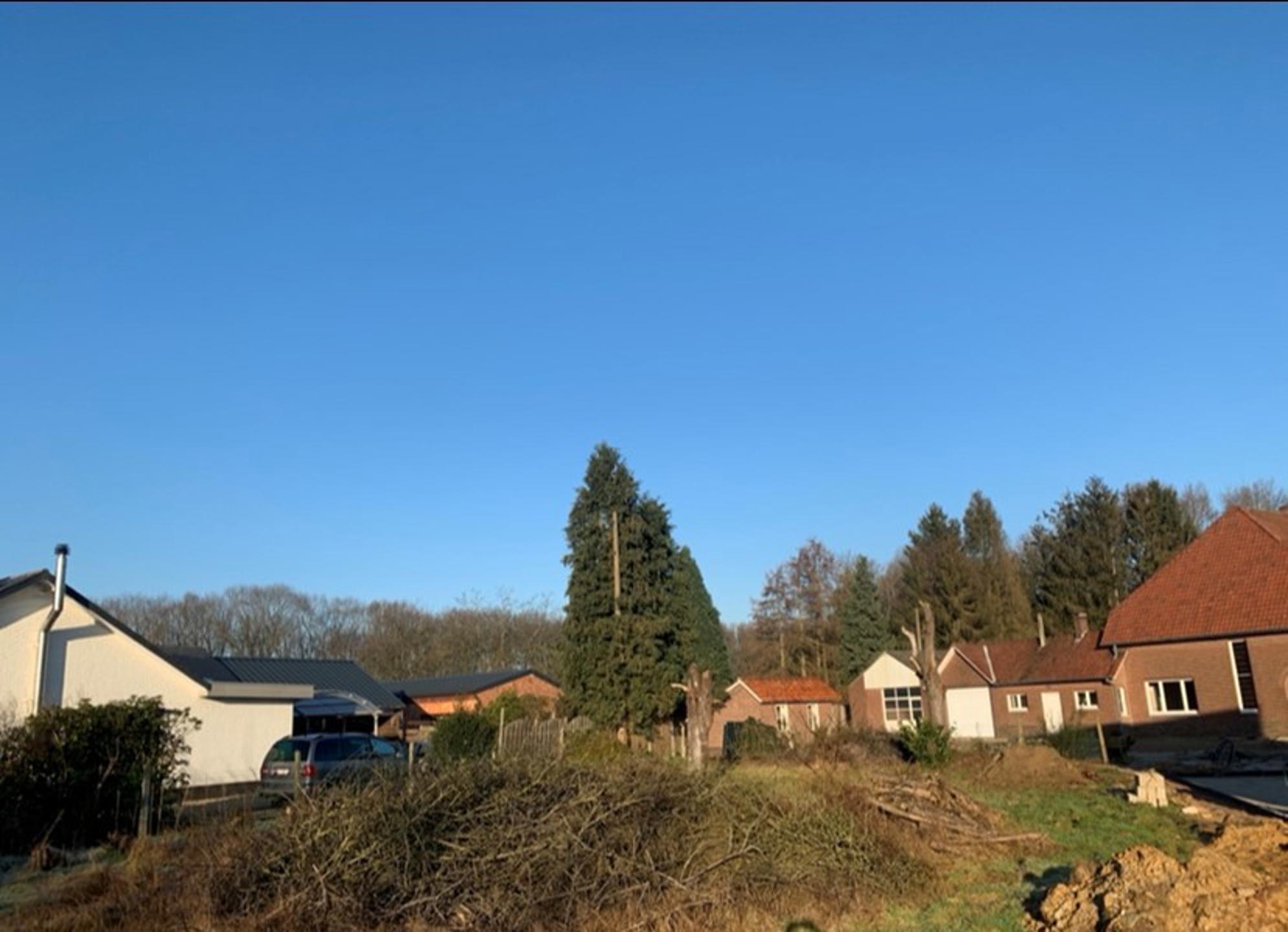 RUSTIG GELEGEN BOUWGROND MET VEEL MOGELIJKHEDEN OP 6a75ca. foto 3