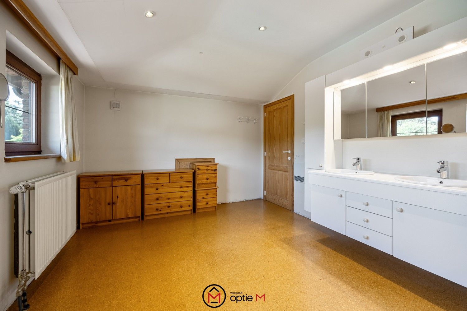 MEDITERRANE RUST IN EIGEN TUIN - CHARMANTE SPAANSE VILLA MET ZWEMBAD IN CENTRUM ZUTENDAAL TE KOOP foto 23