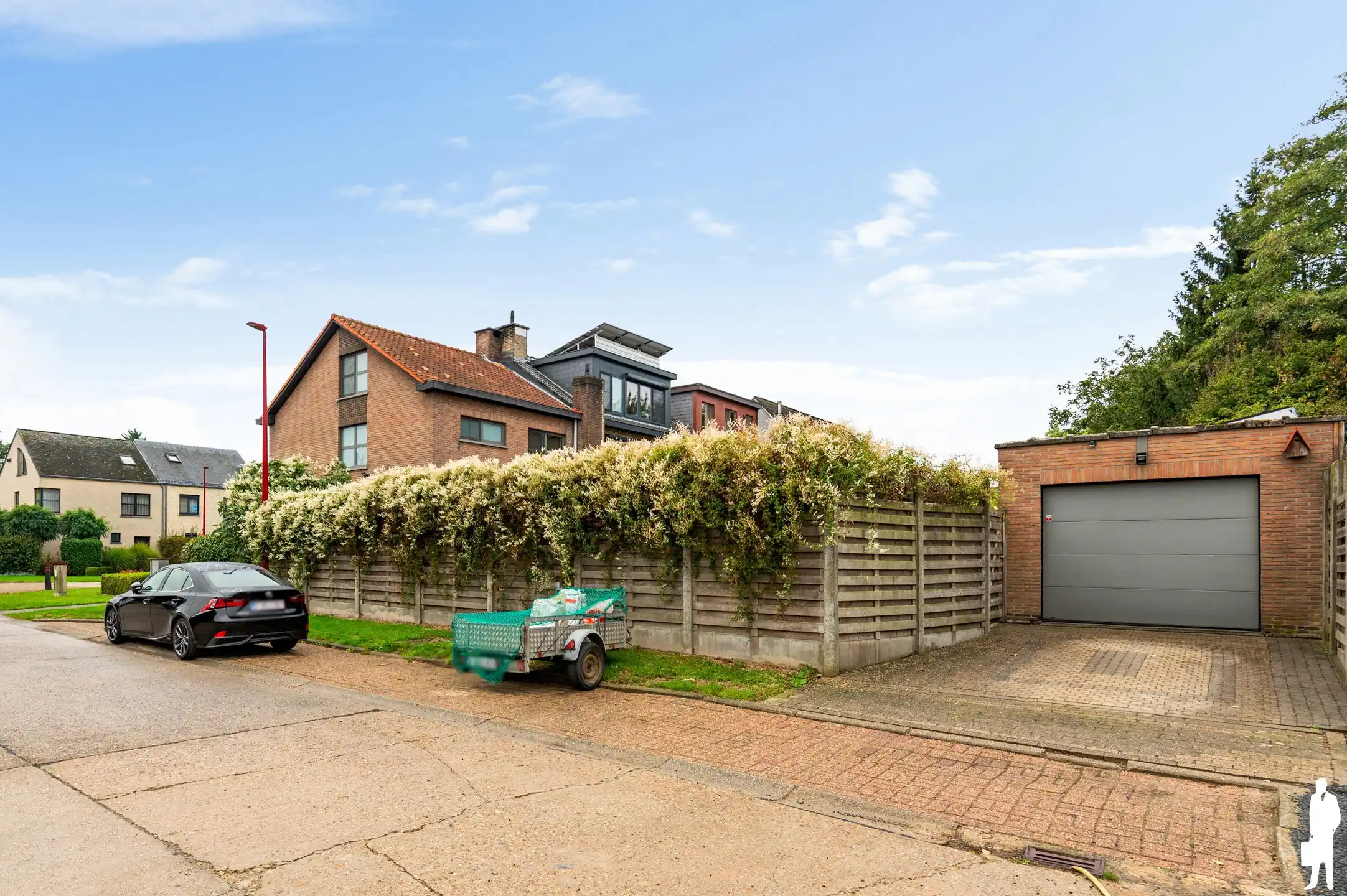 Ruime HOB met 4 slaapkamers, EPC B en garage in woonwijk foto 3