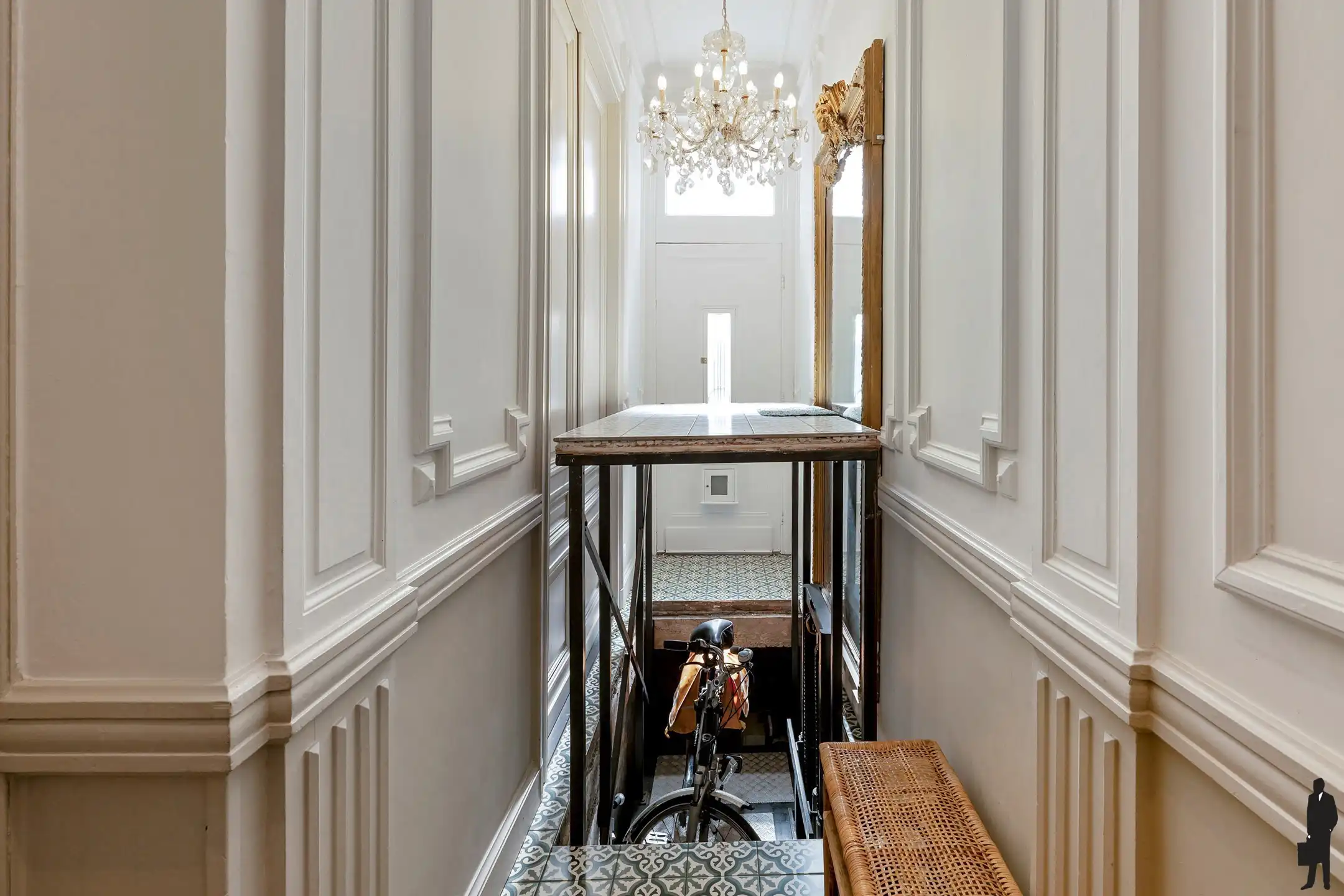 Karaktervolle, volledig gerenoveerde woning met 4 slaapkamers en stadstuin in het hart van Berchem foto 20