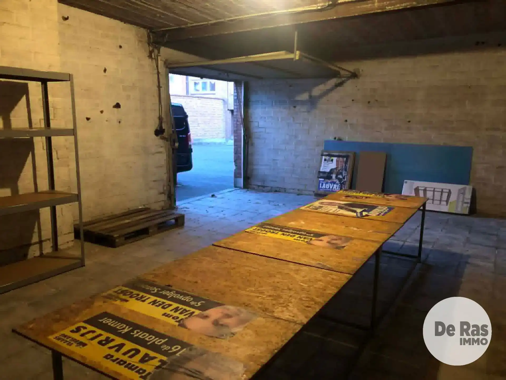 AALST- Gesloten hoekgarage/ garagebox met extra ruimte! foto 8