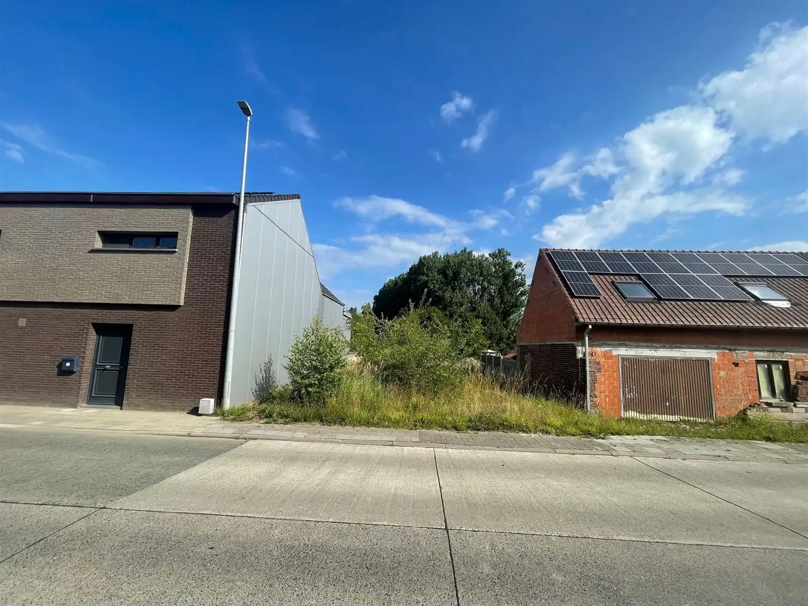 bouwgrond op 8are99 voor gesloten bebouwing (10m) foto {{pictureIndex}}