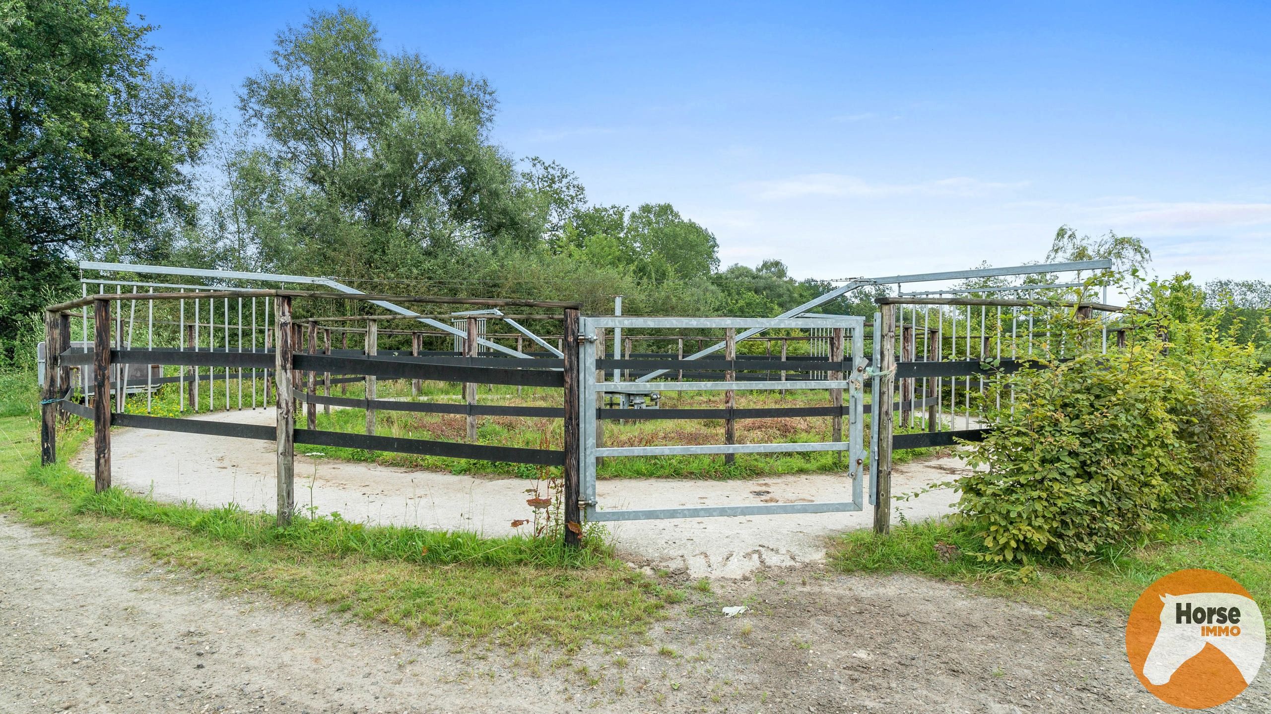 BONHEIDEN- Unieke paardenaccommodatie, landelijke woning 8HA foto 40