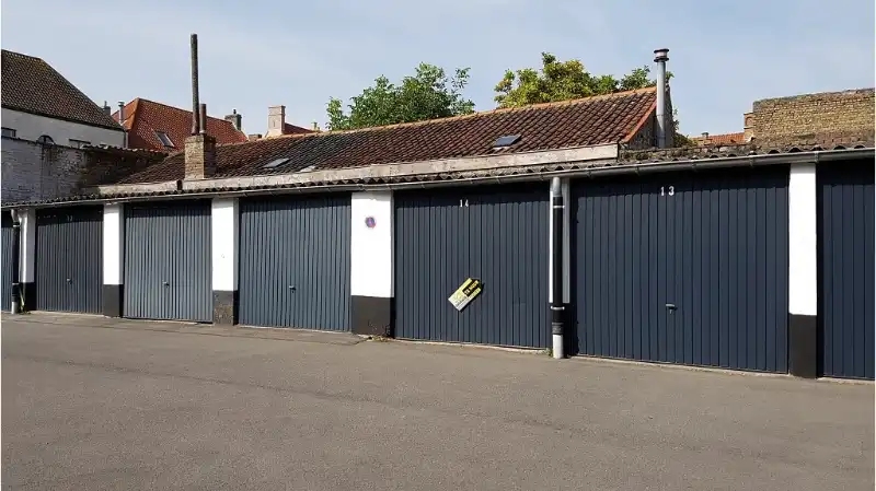 Garage te huur Moerkerkestraat 7/box 16 - 8000 Brugge