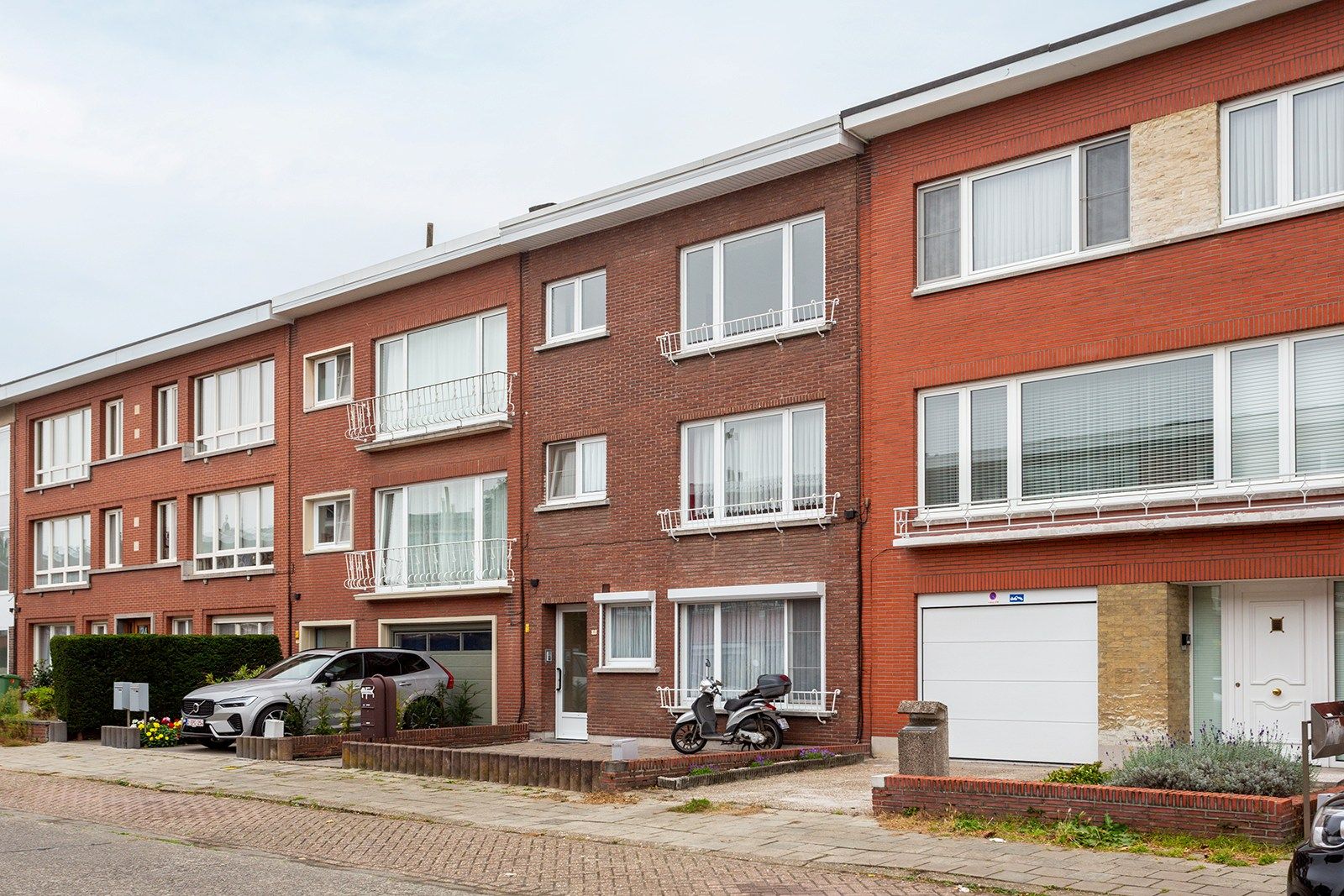 Ruim, licht appartement met 2 slaapkamers en terras foto 25