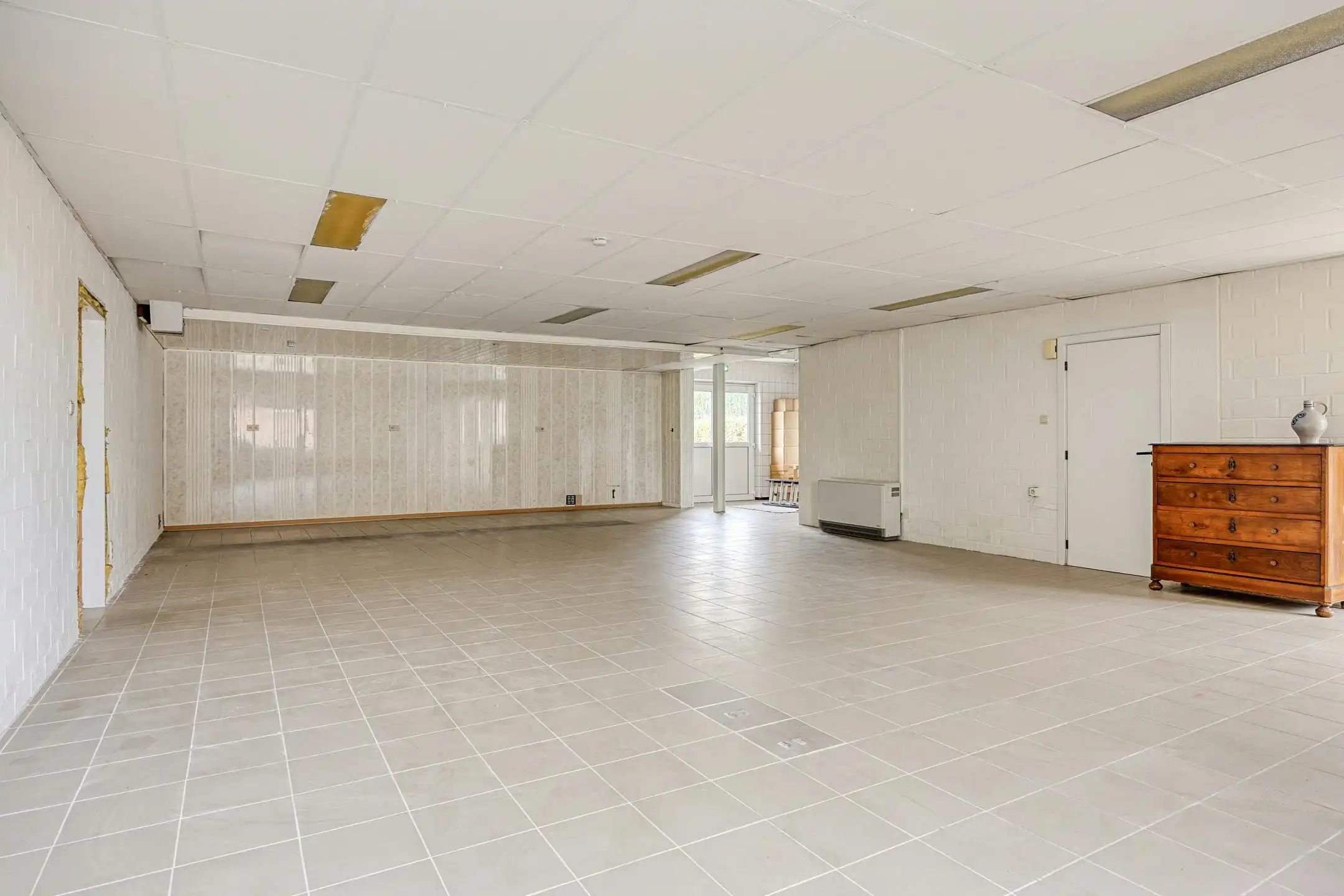 Ruime woning met tuin en handelsruimte of kantoor op glvl foto 24