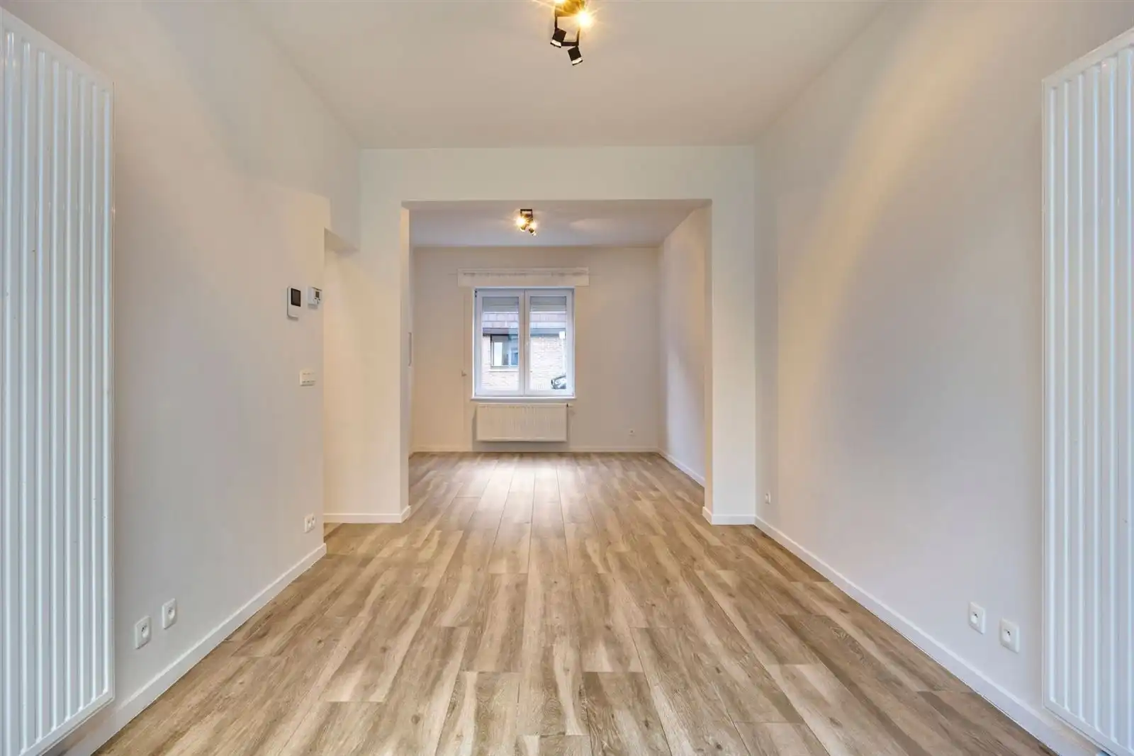 Gerenoveerde woning met 4 slaapkamers en tuin foto 7