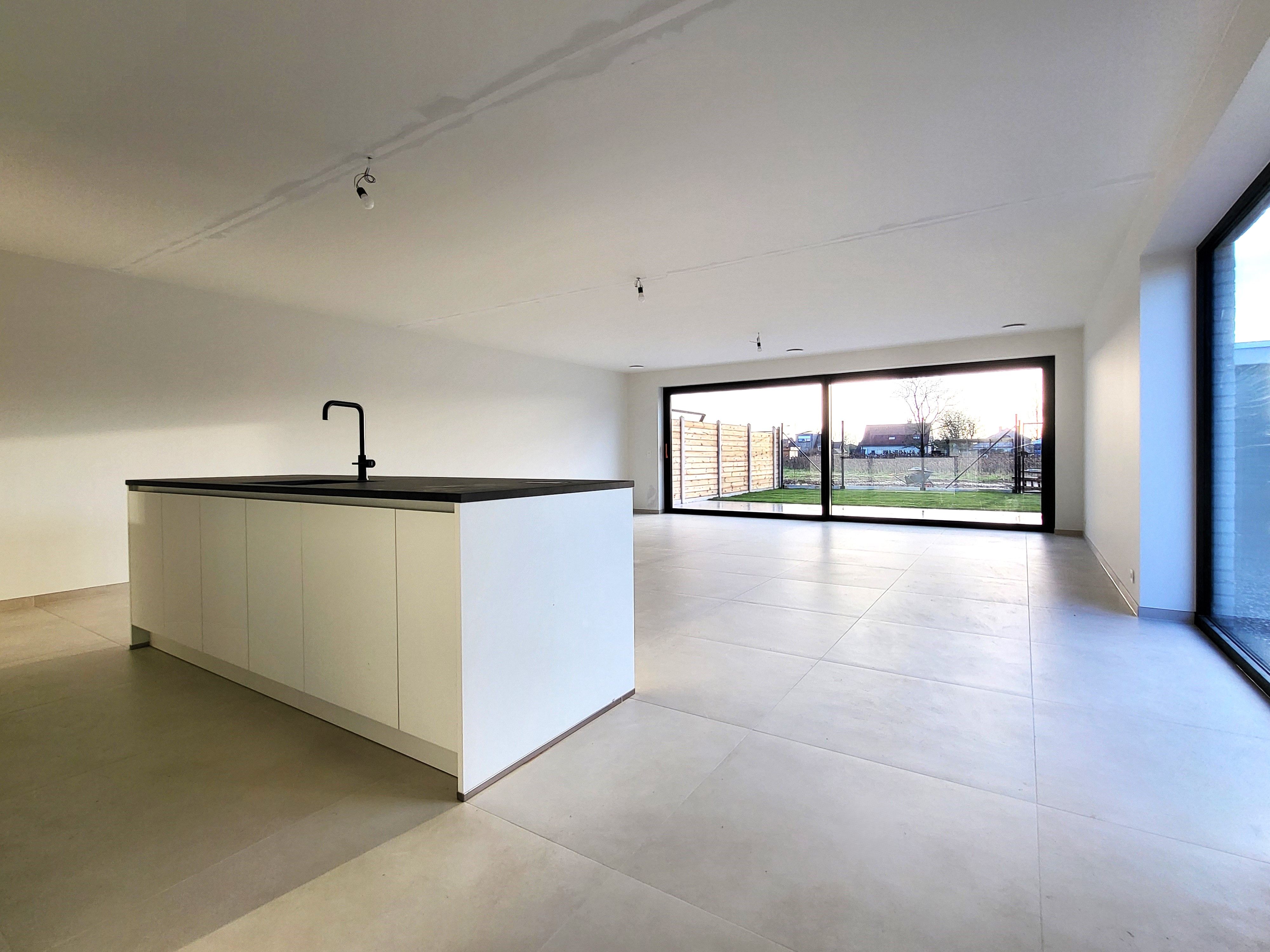 Woning 4 is een halfopen bebouwing  foto 11