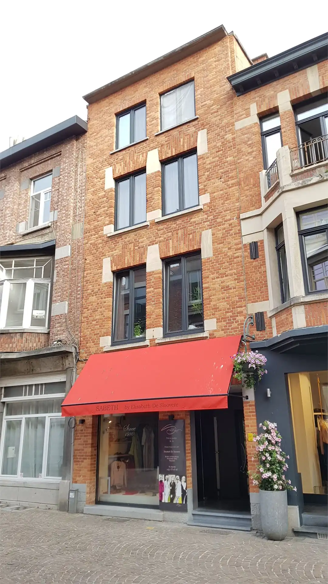 Rustig gelegen studio met grote ramen in het hart van Leuven foto 8