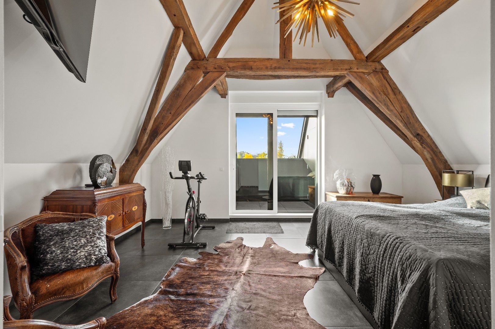 Instapklare, moderne penthouse op de Grote Markt in Tienen foto 15