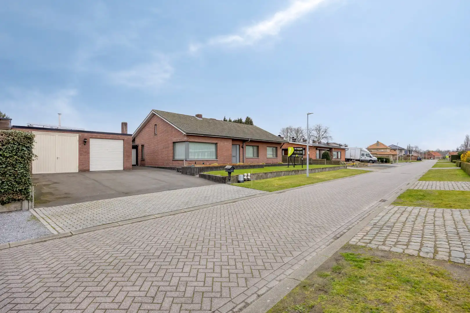 Ruim ingedeelde gelijkvloers woning op een mooi breed perceel van 812 m². foto 43