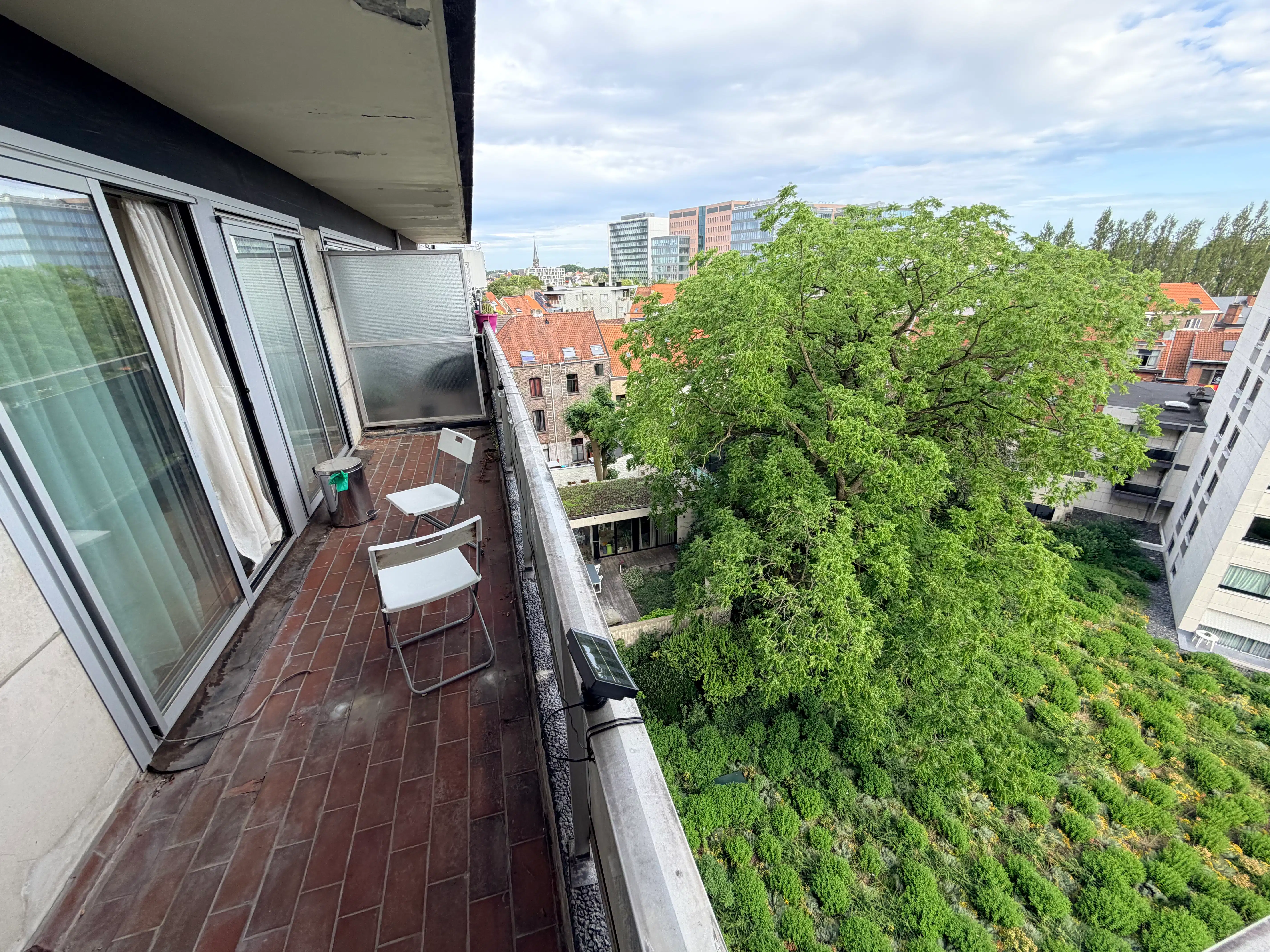 --- NIEUW --- Ruim 2-slaapkamerappartement met mooi terras in Gent Centrum! foto 11