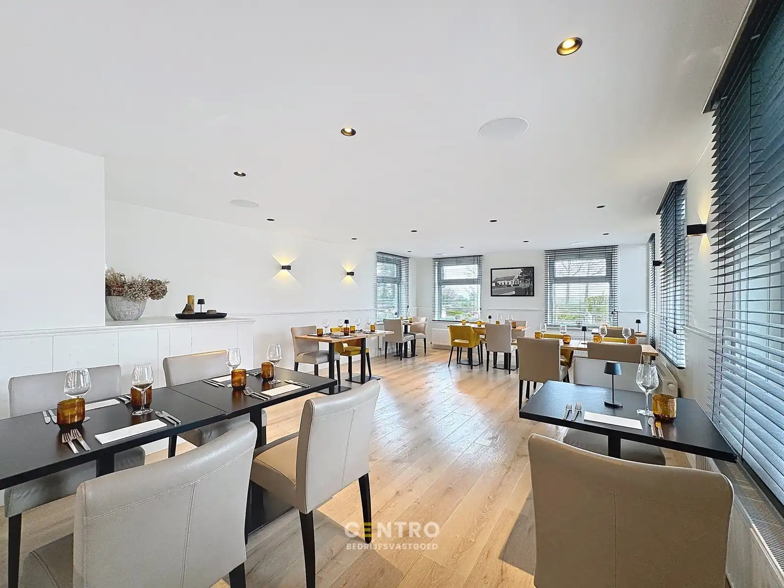 Volledig ingericht restaurant met woonst op CHARMANTE ligging te Oostende! foto 2