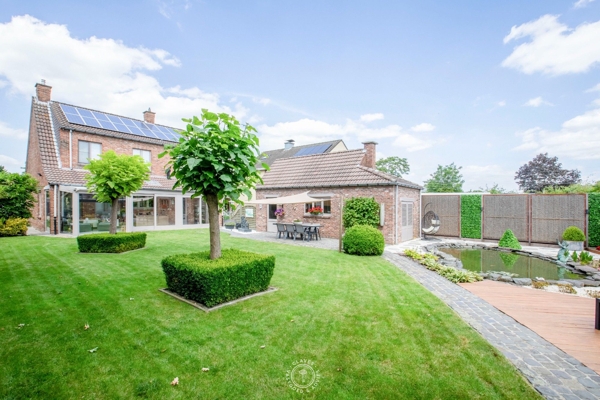 Wonen en genieten: gezinswoning met heerlijke tuin foto 3