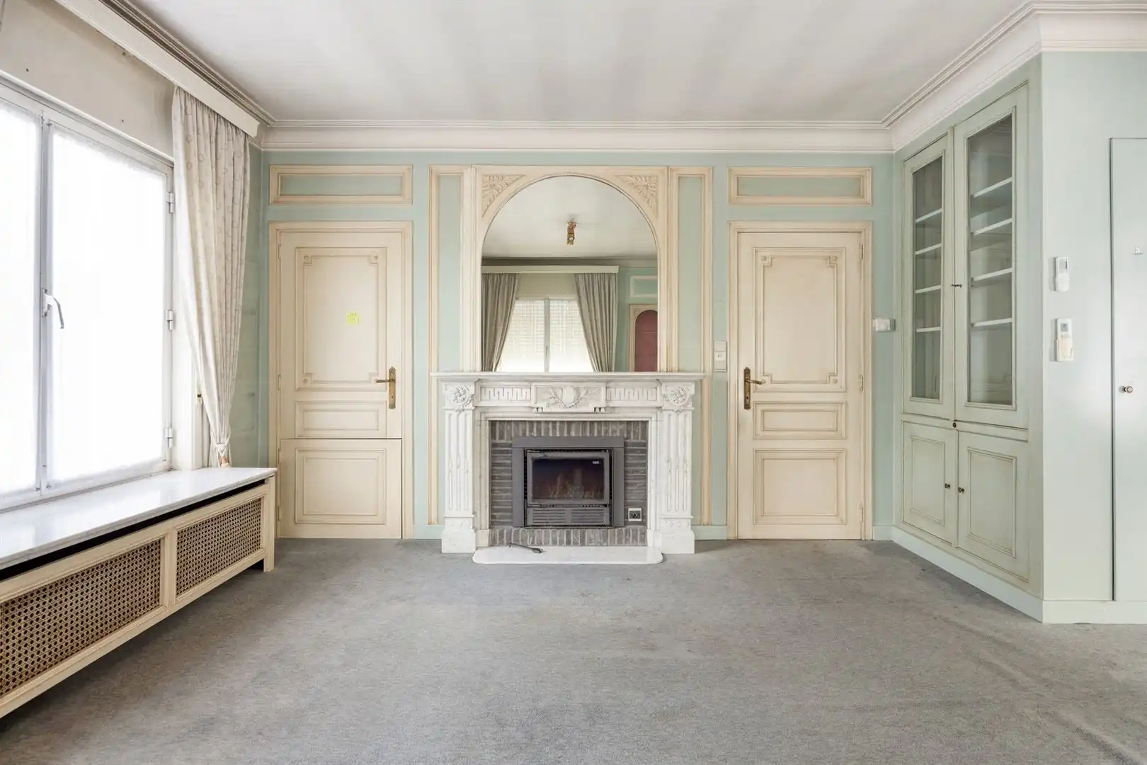 Villa met achterliggend kantoorgebouw foto 6