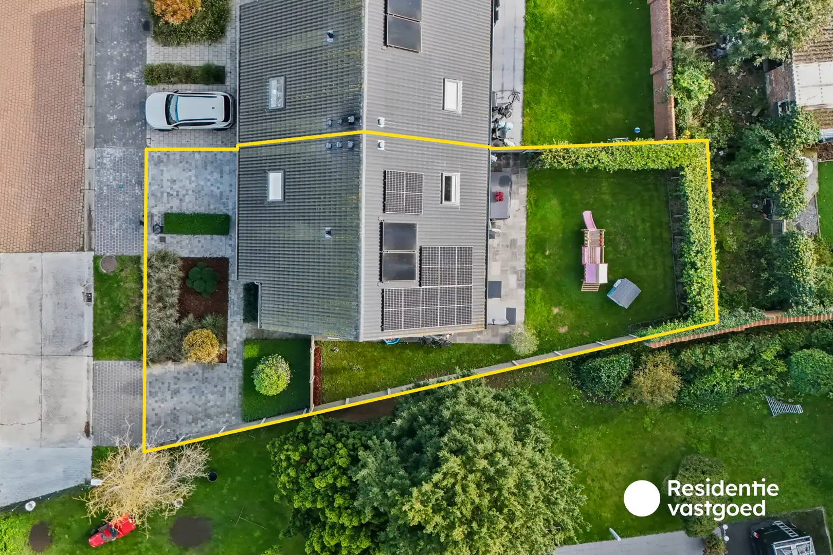 Prachtige zeer recente halfopen woning in rustige wijk te Oudenburg centrum foto 3