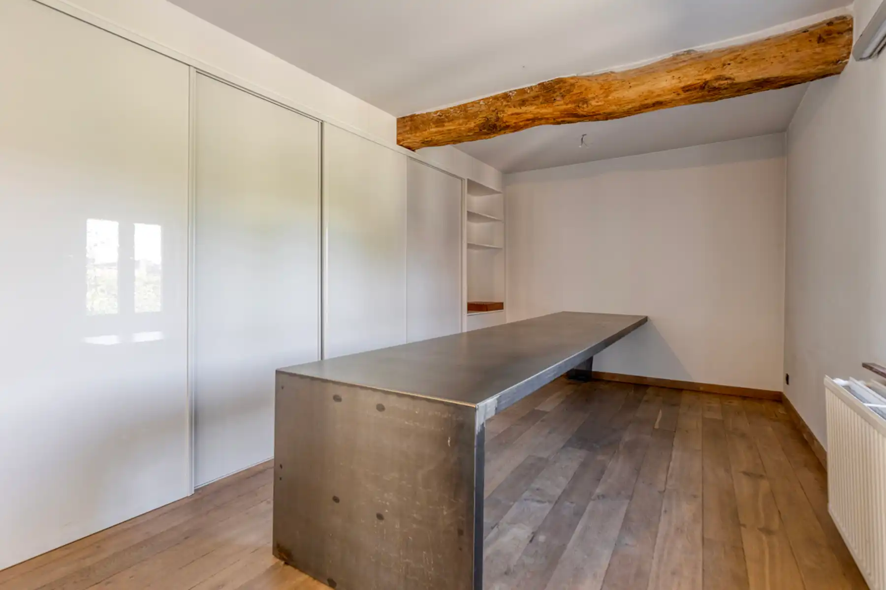 Ruime hoeve(260m²)met unieke historische sfeer&hoge plafonds foto 7