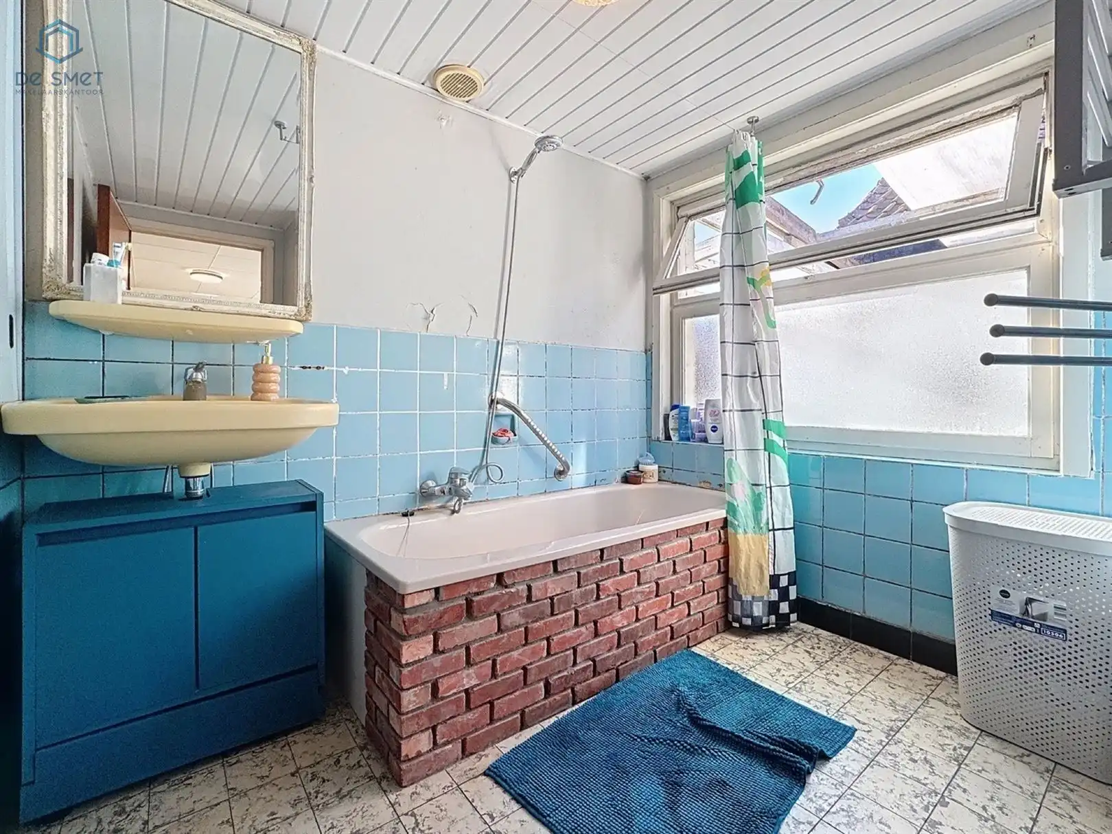 Ruime woning met veel potentieel! foto 10