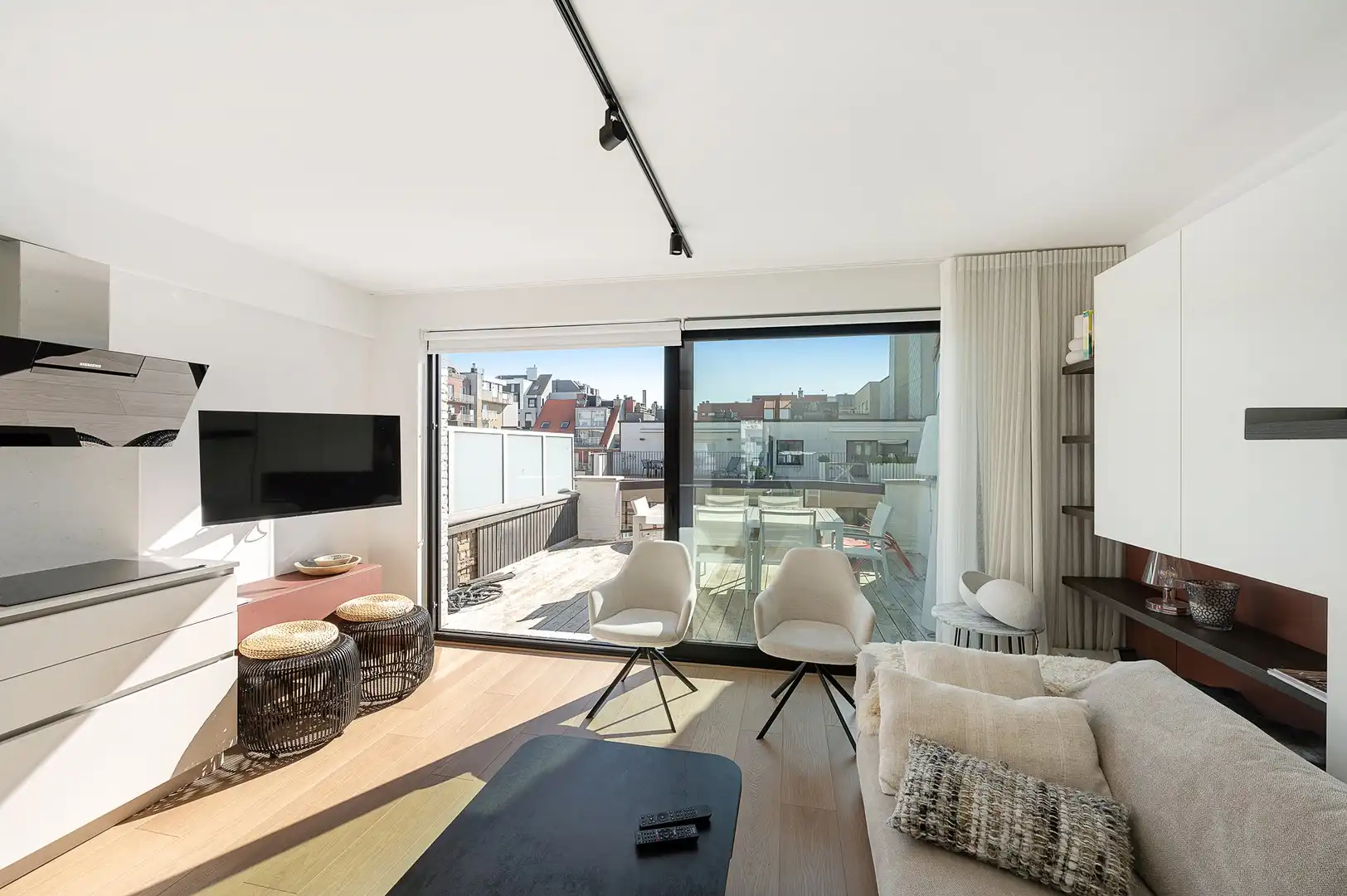 Appartement met schitterend zonneterras en zijdelings zeezicht vlakbij het Driehoeksplein in het Zoute. foto 10