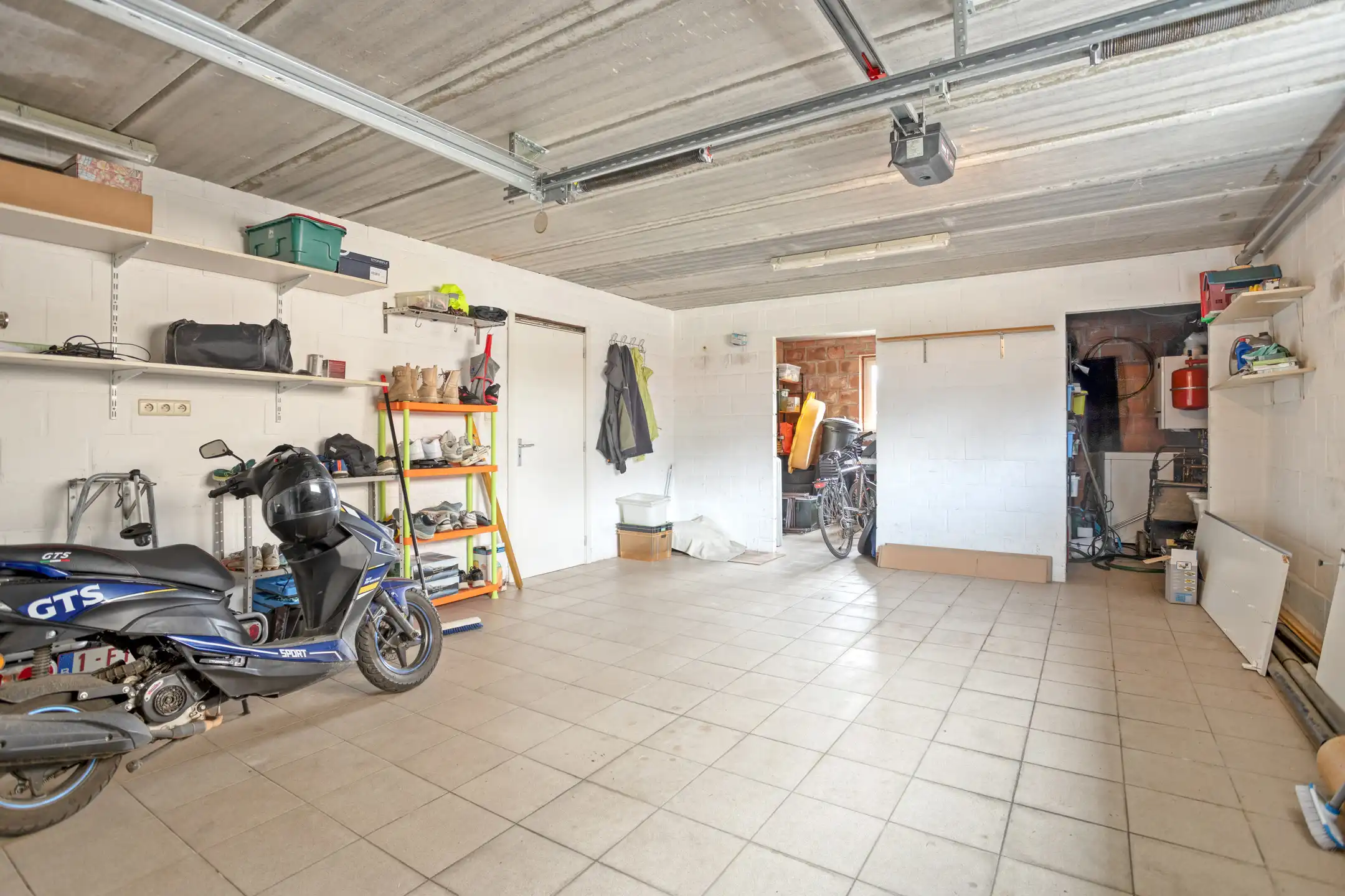 Ruime, energiezuinige woning met 6 slaapkamers & 2 badkamers foto 20